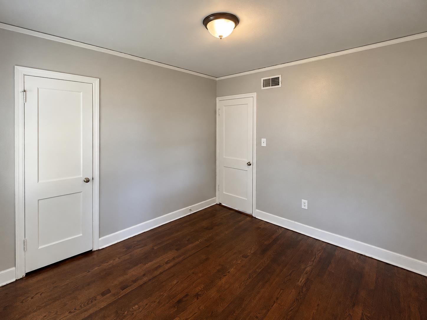 4080 E Whitehaven Park Cir Property Photo 8
