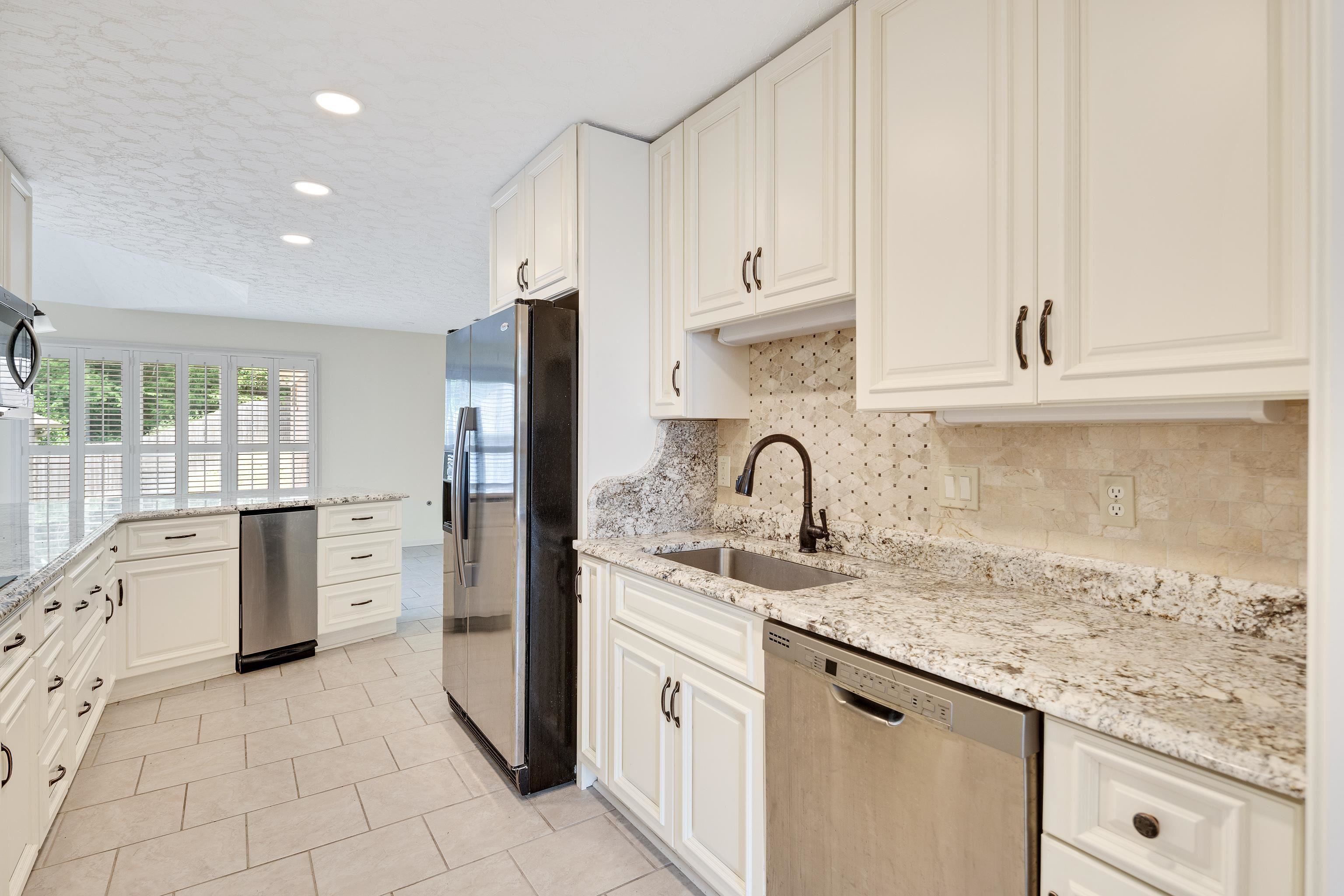 1770 Mill Glen Cv E Property Photo 1