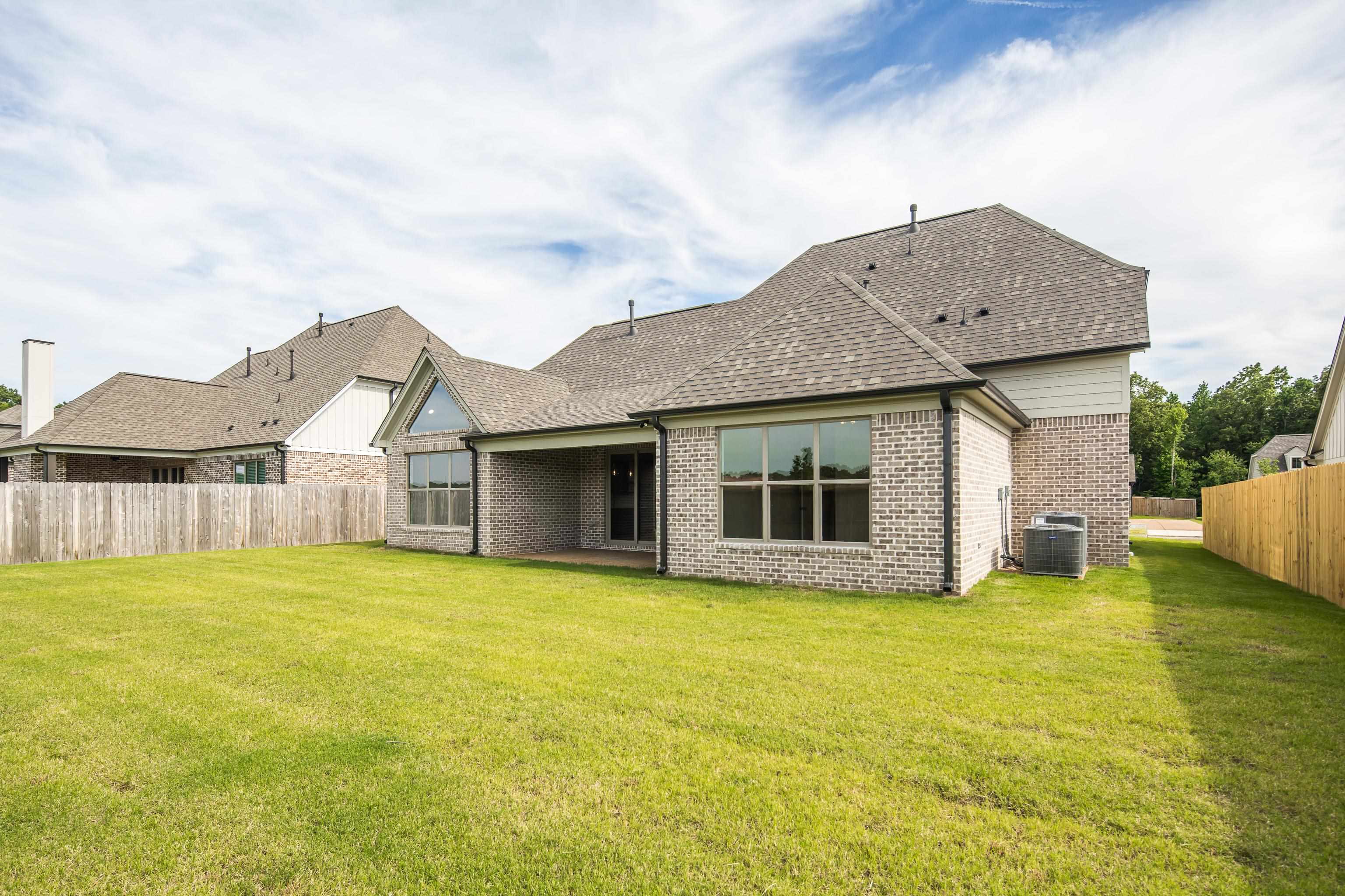 12088 Stromness Cv W Property Photo 30