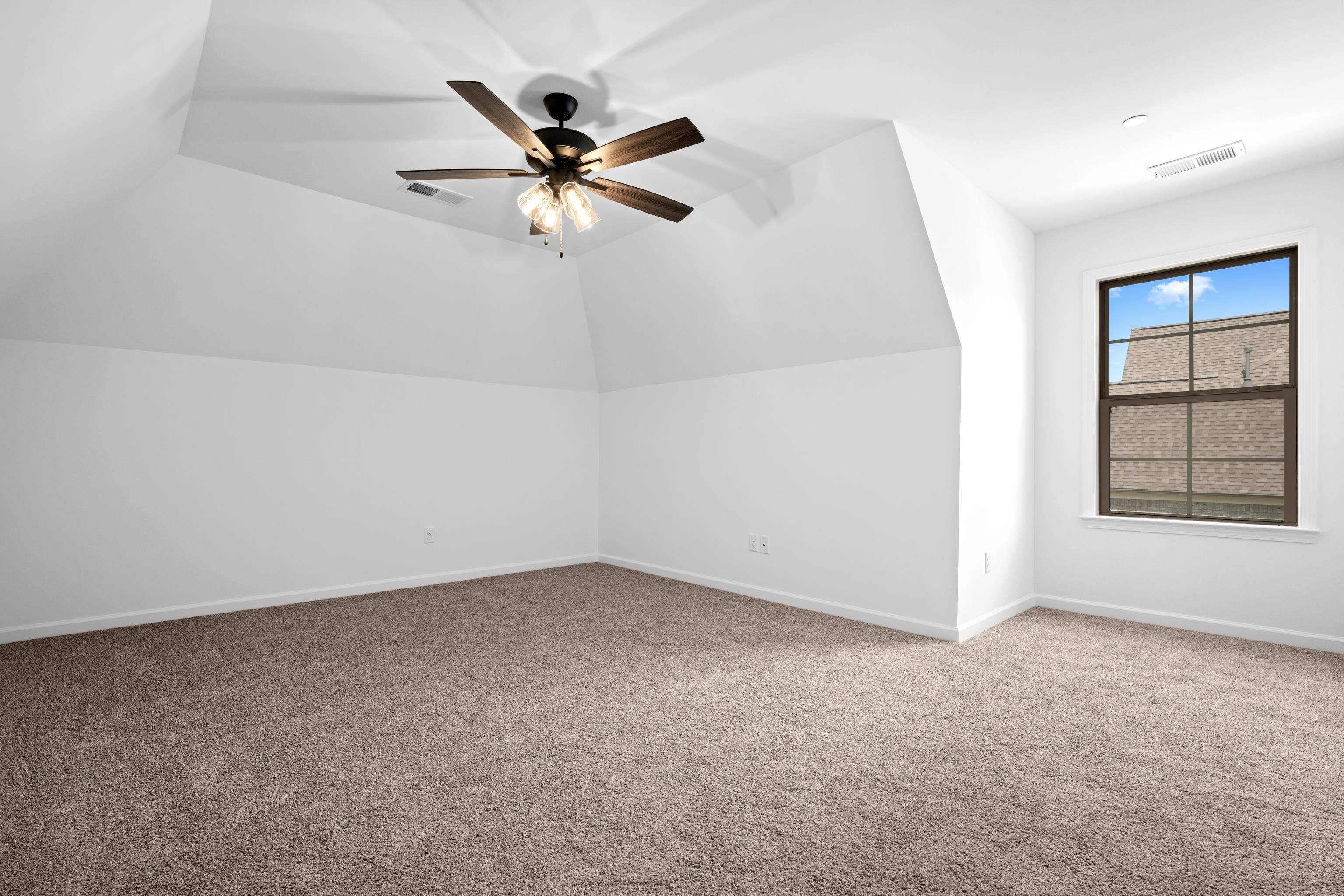 70 Rolling Hill Dr Property Photo 32