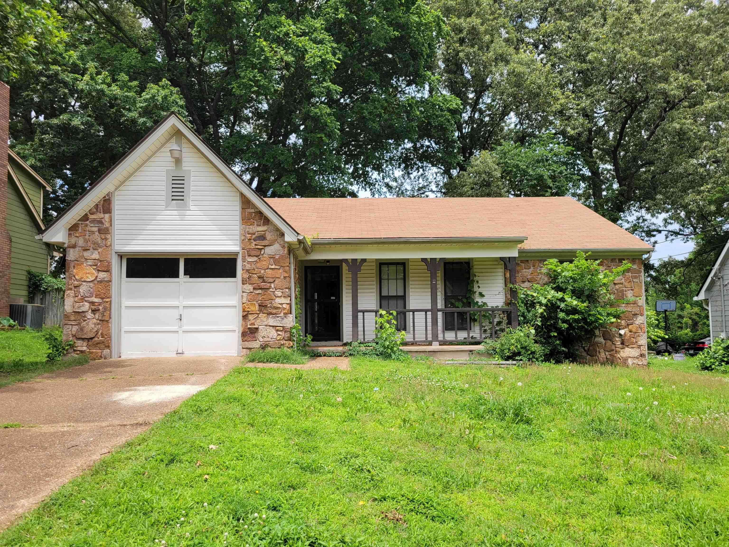 4474 Bonnie Brae Dr Property Photo 1