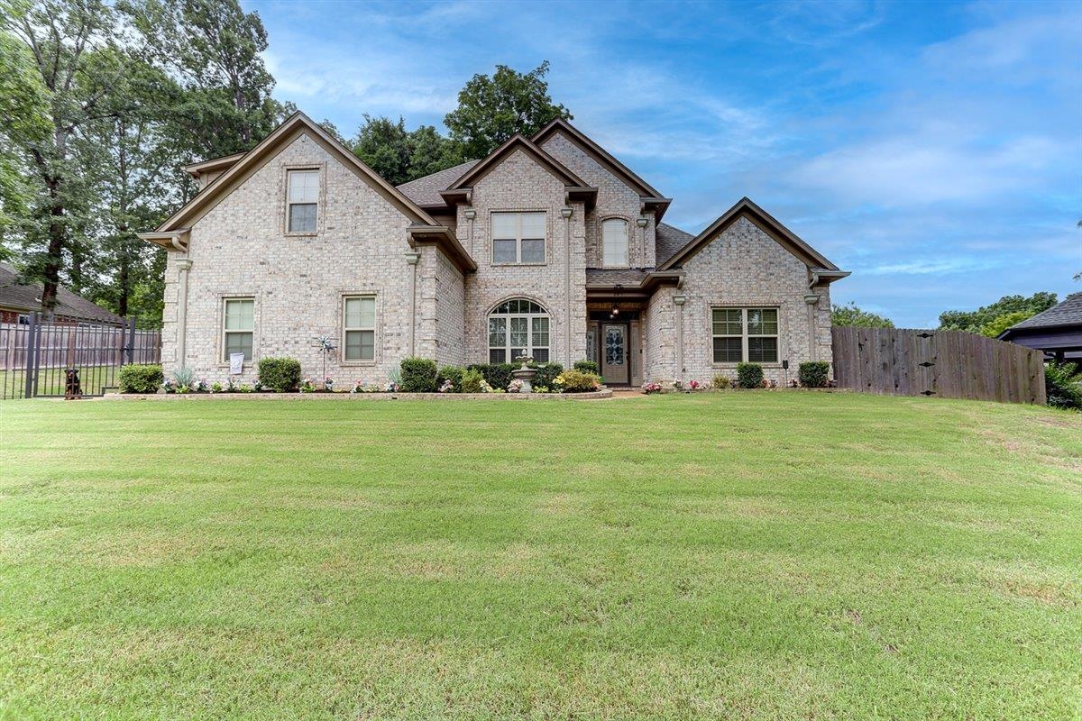205 Countryside Dr Property Photo 1