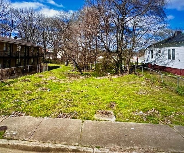 1631 MONSARRAT ST Property Photo 1