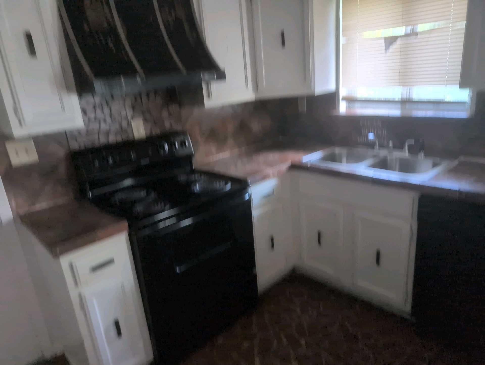 4915 Foxhall Cv Property Photo 6