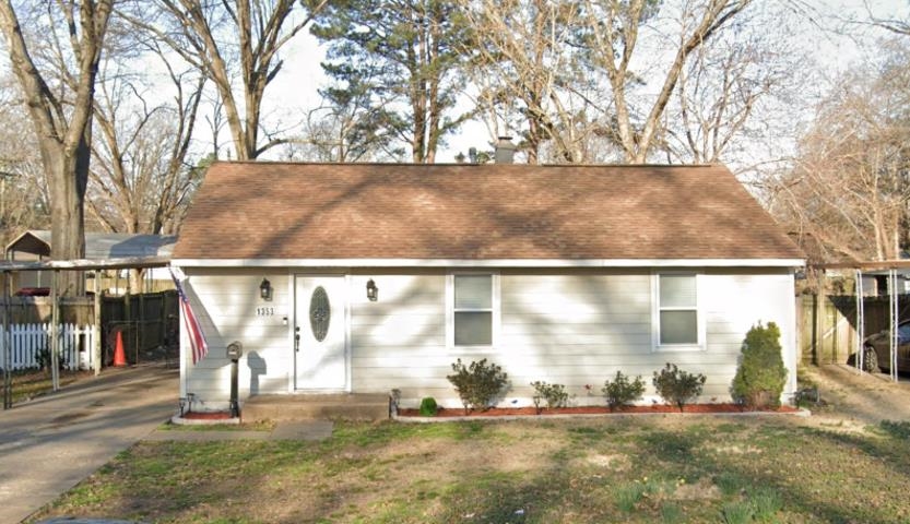 1353 Wells Station Rd Property Photo 1
