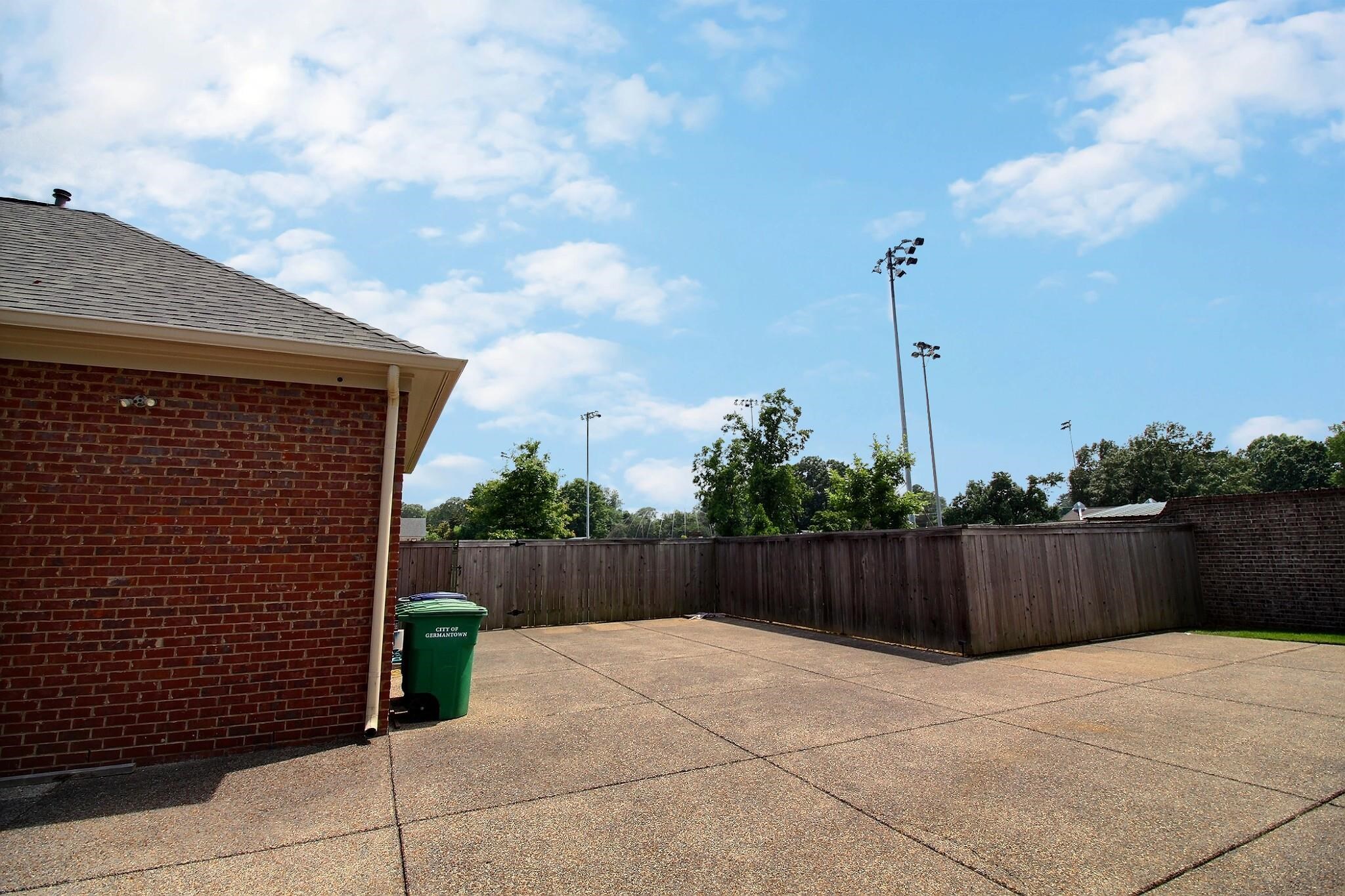 3181 Chapel Woods Cv Property Photo 5