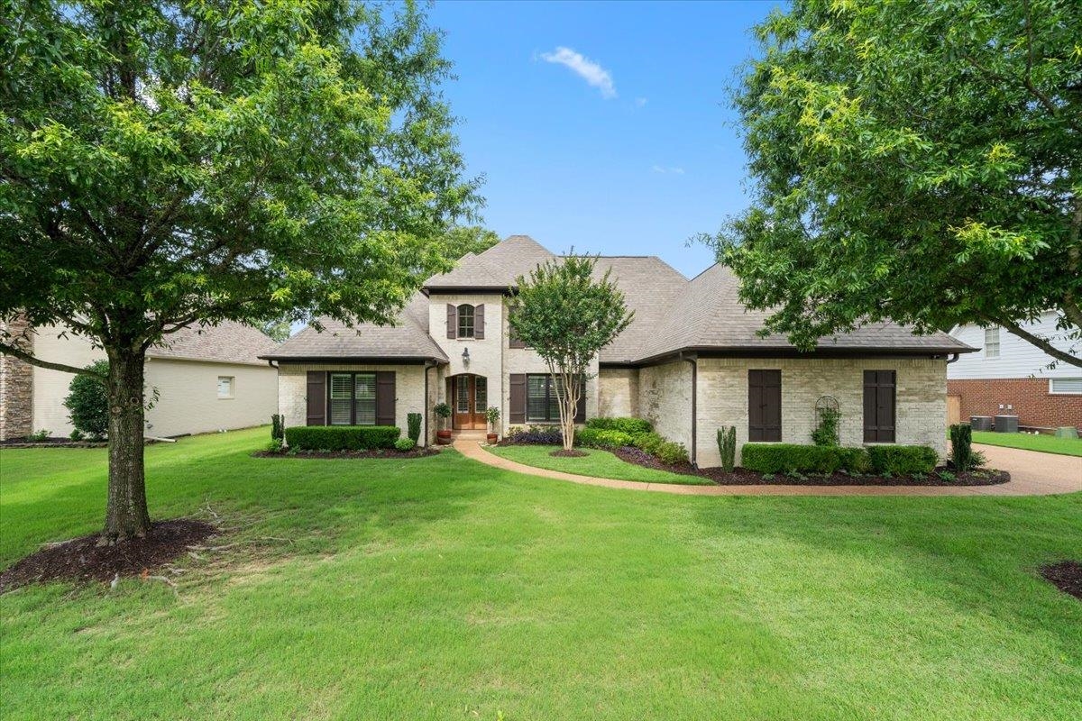 1629 Brackenshire Ln Property Photo 1