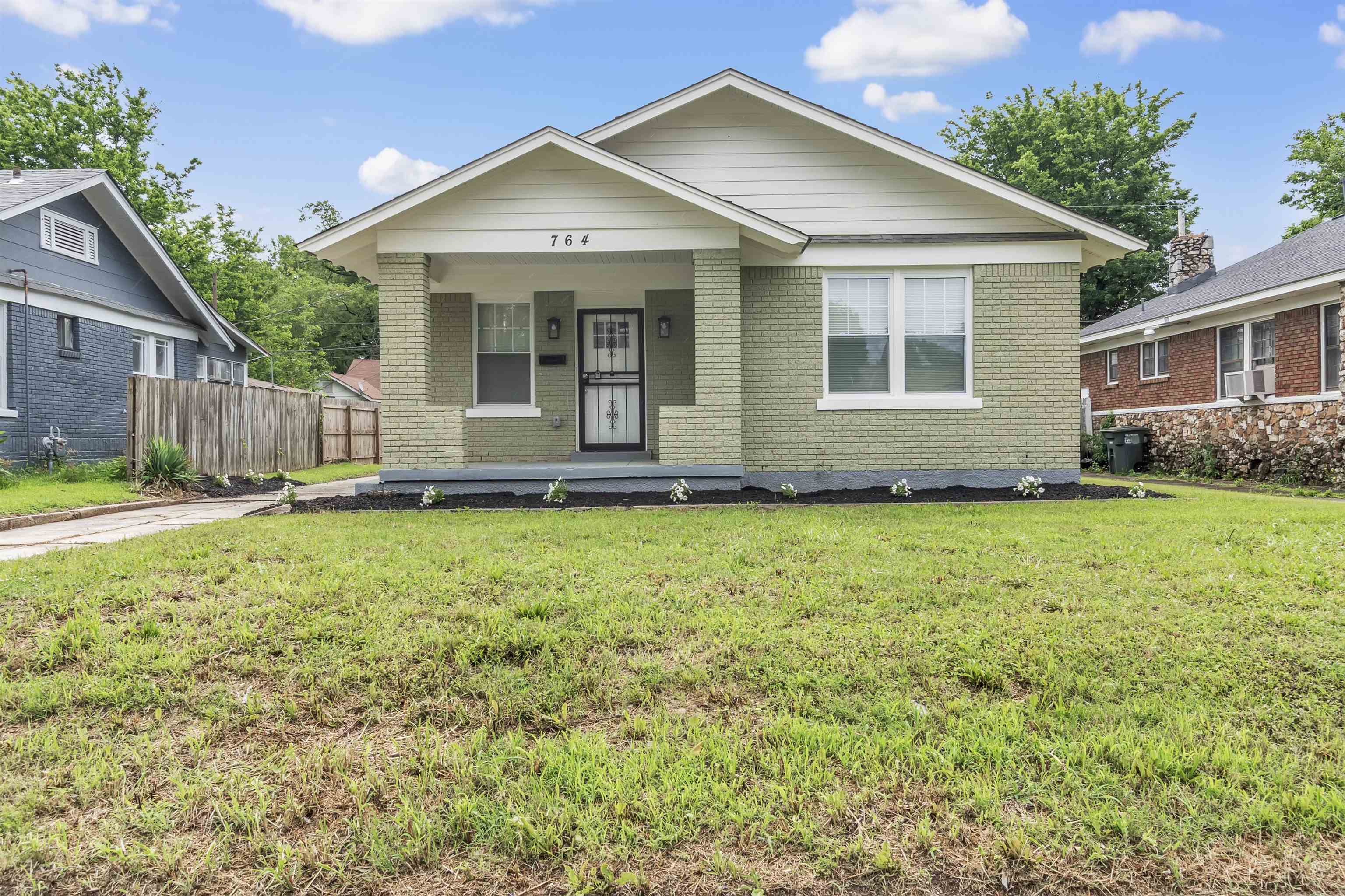 764 Garland St Property Photo 1