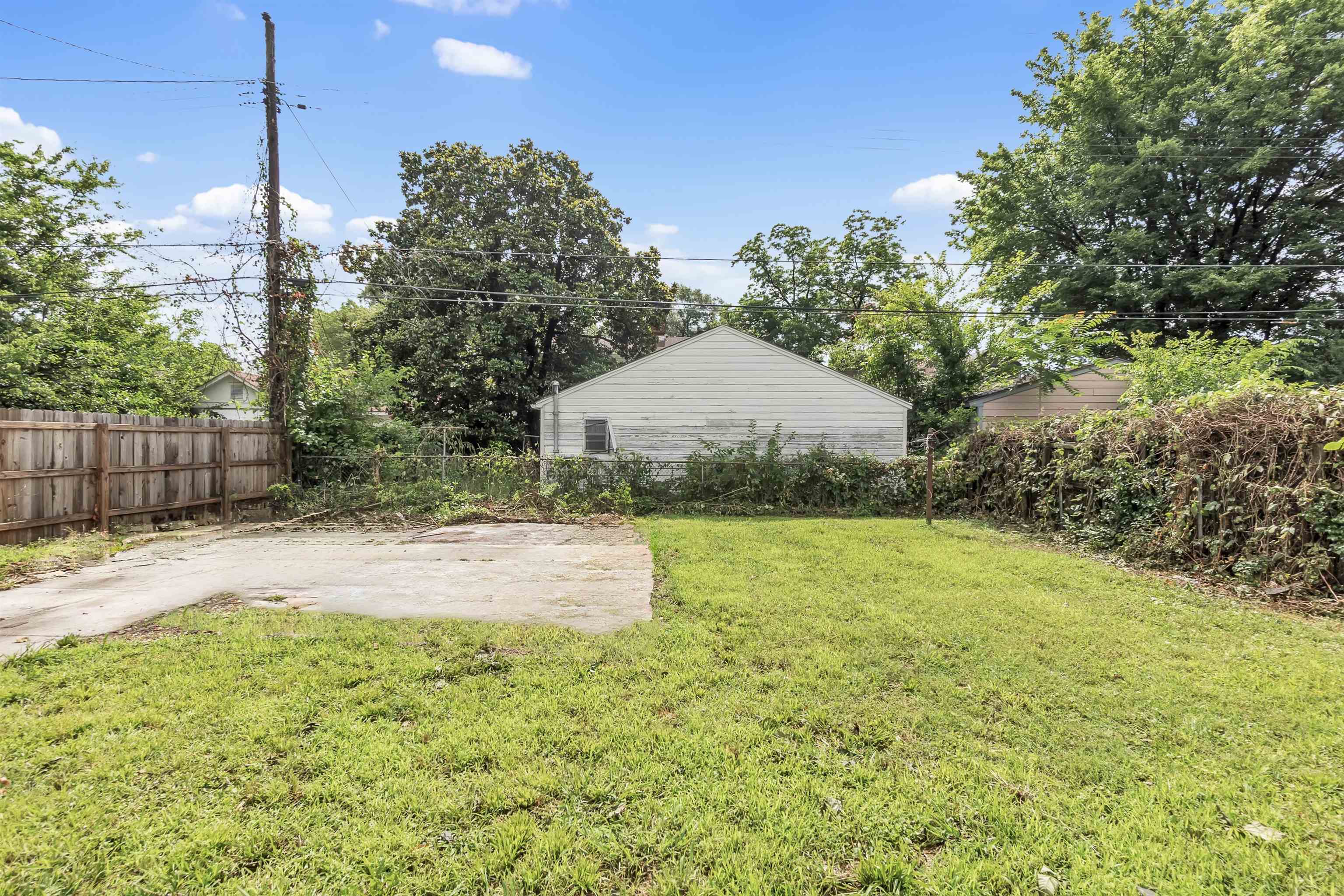 764 Garland St Property Photo 28