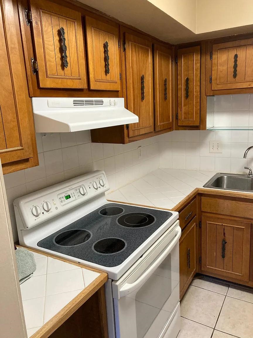 3388 Lord Dunmore Cv Property Photo 7