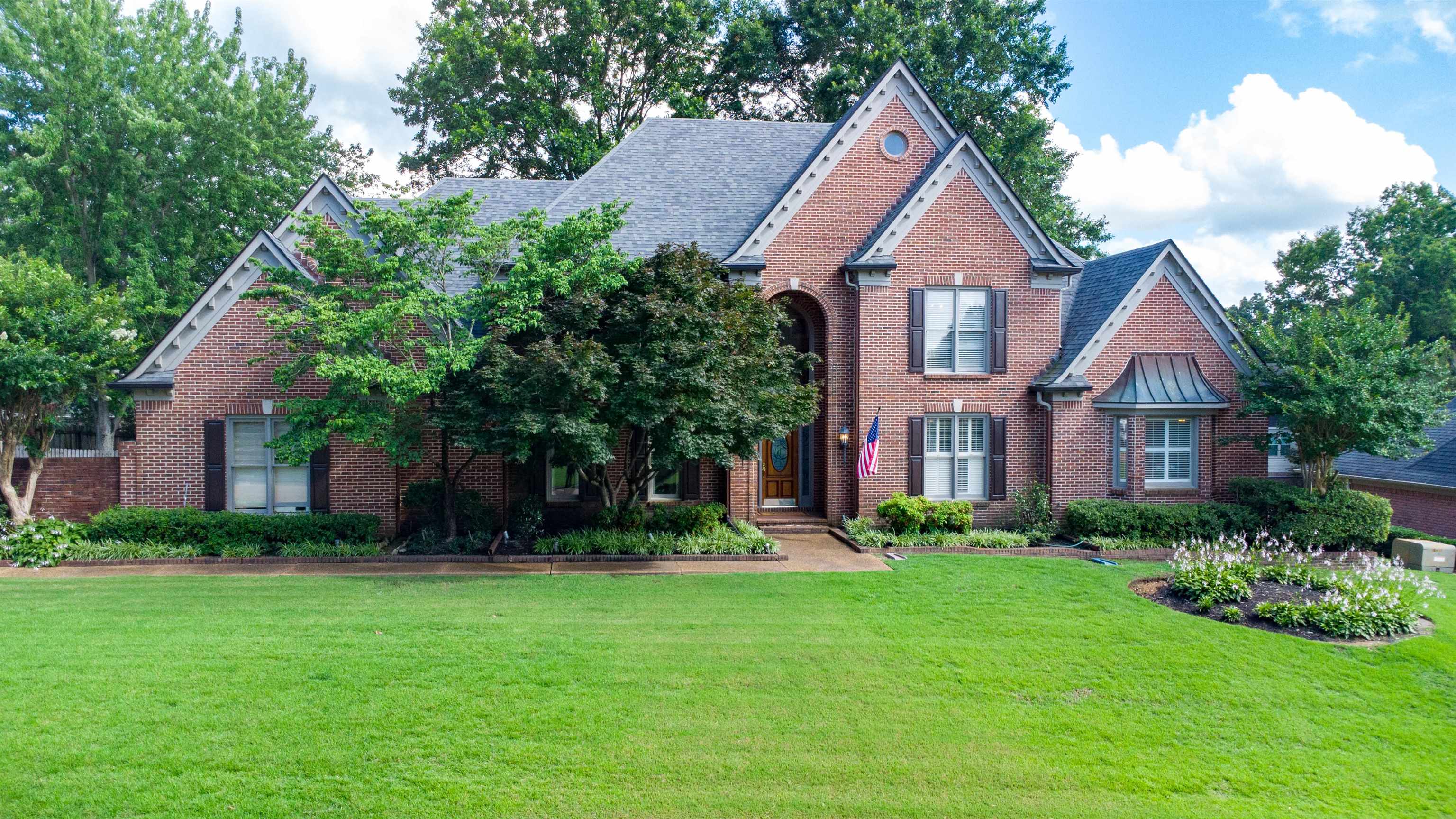 8799 Featherleigh Ln Property Photo 1
