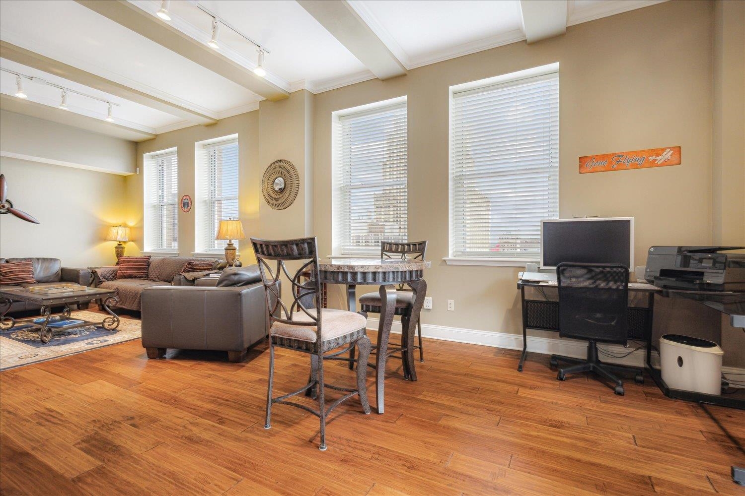 127 Madison Ave 602 Property Photo 6