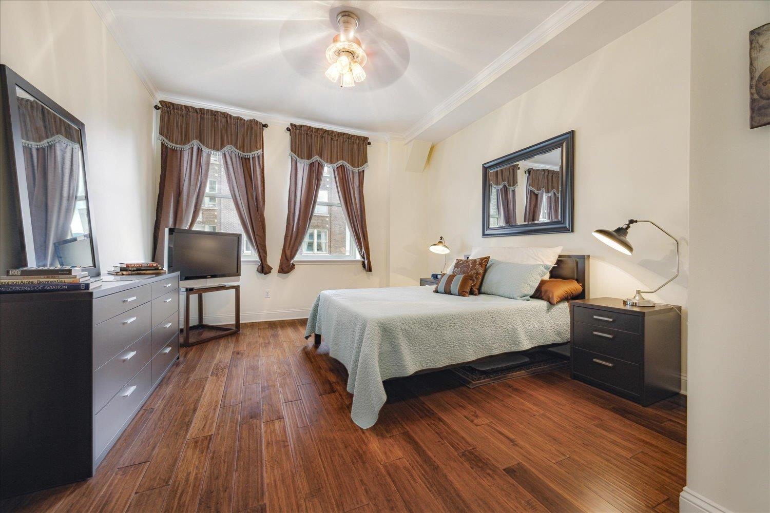 127 Madison Ave 602 Property Photo 13