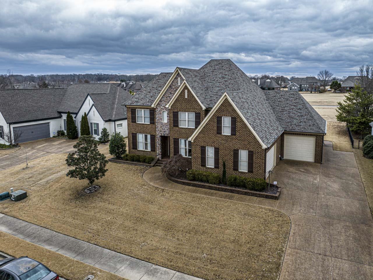 190 Links View Dr Property Photo 1