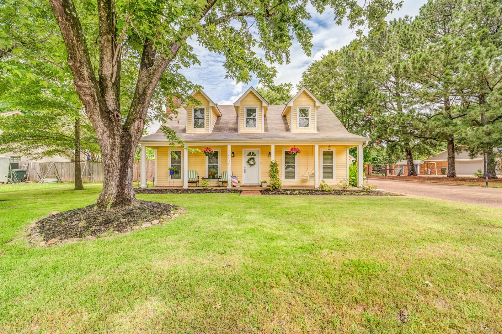 3239 Venson Dr Property Photo 1