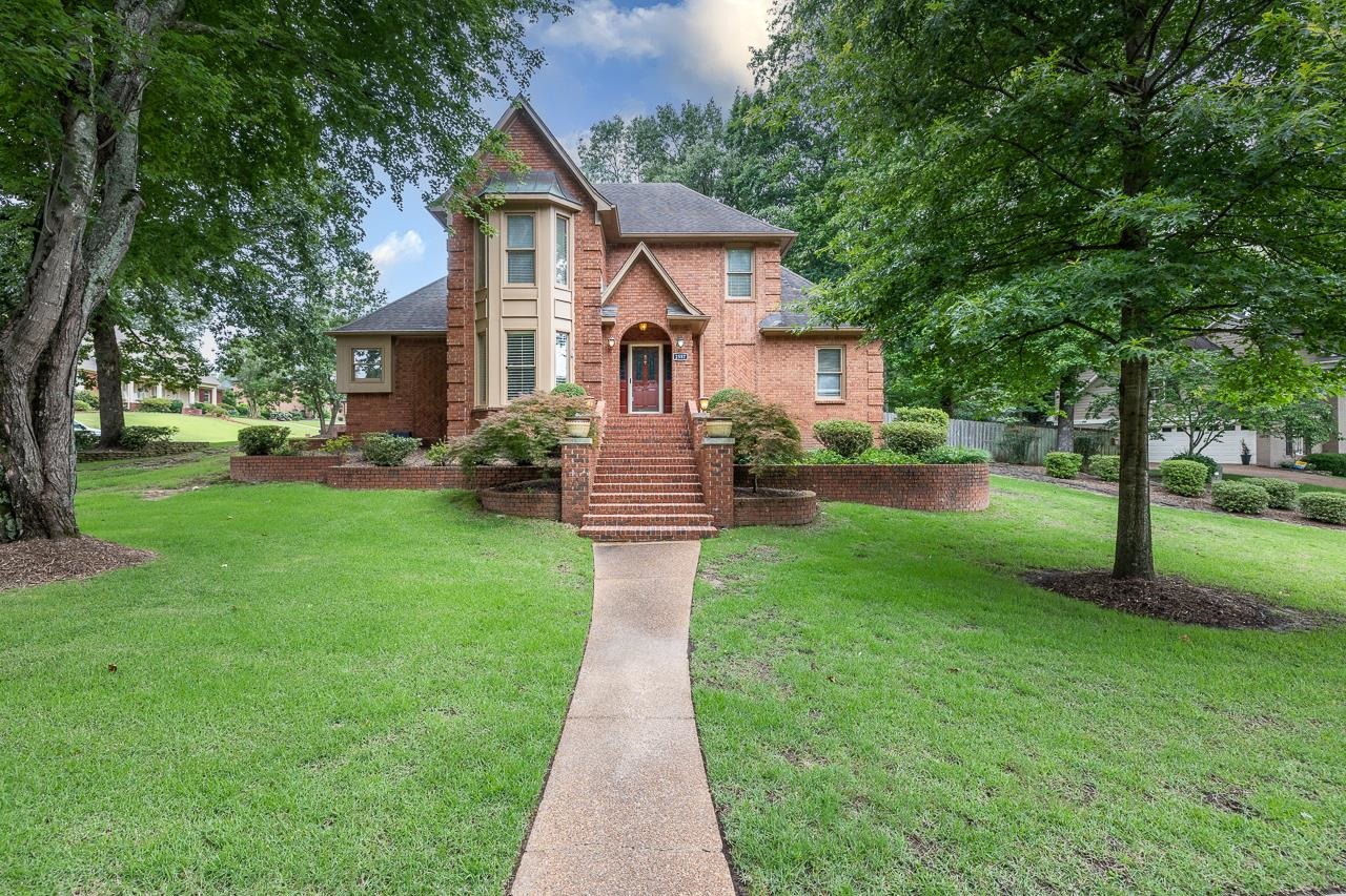 2557 Horsham Dr Property Photo 1