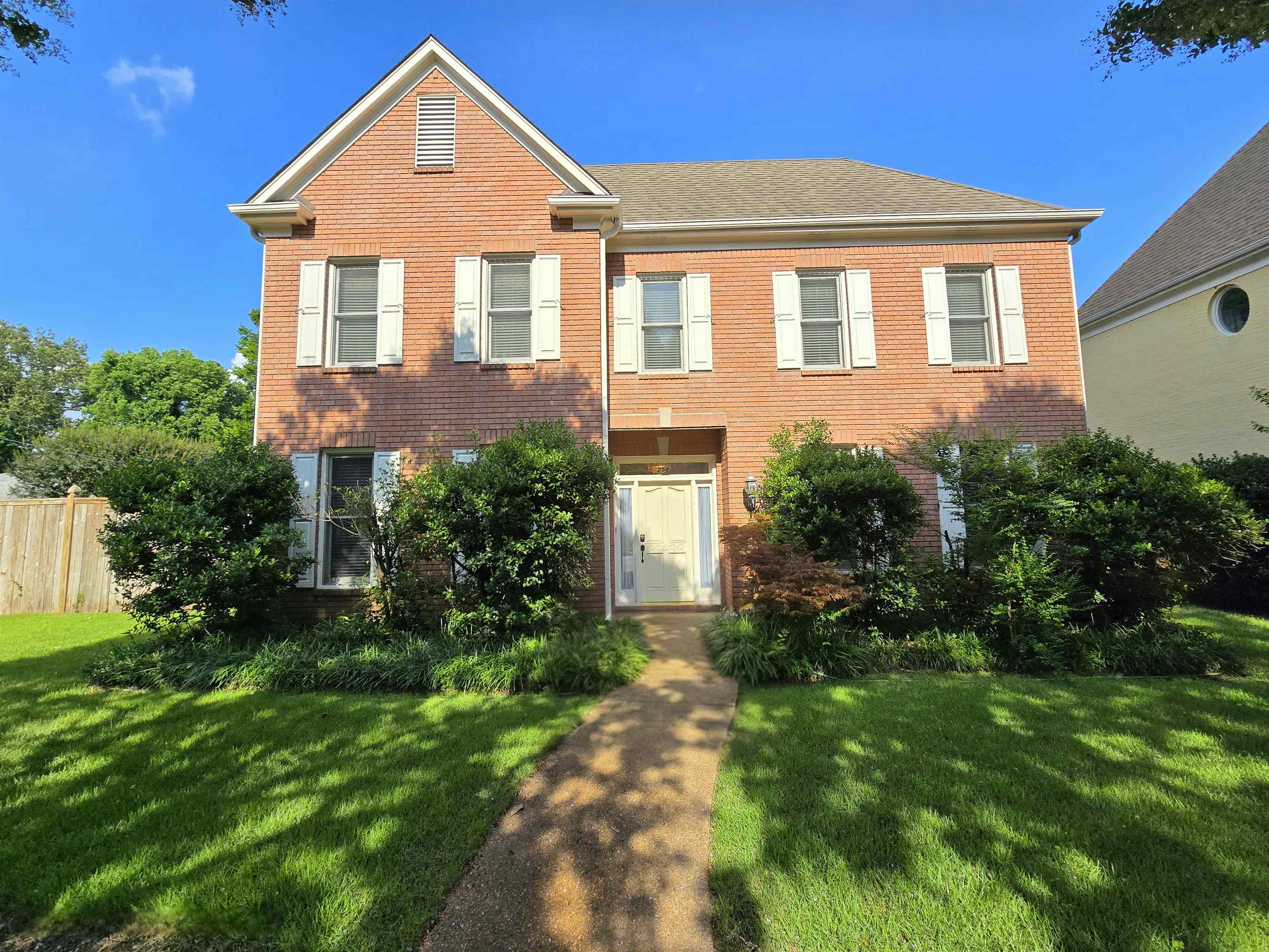 258 N White Station Rd Property Photo 1