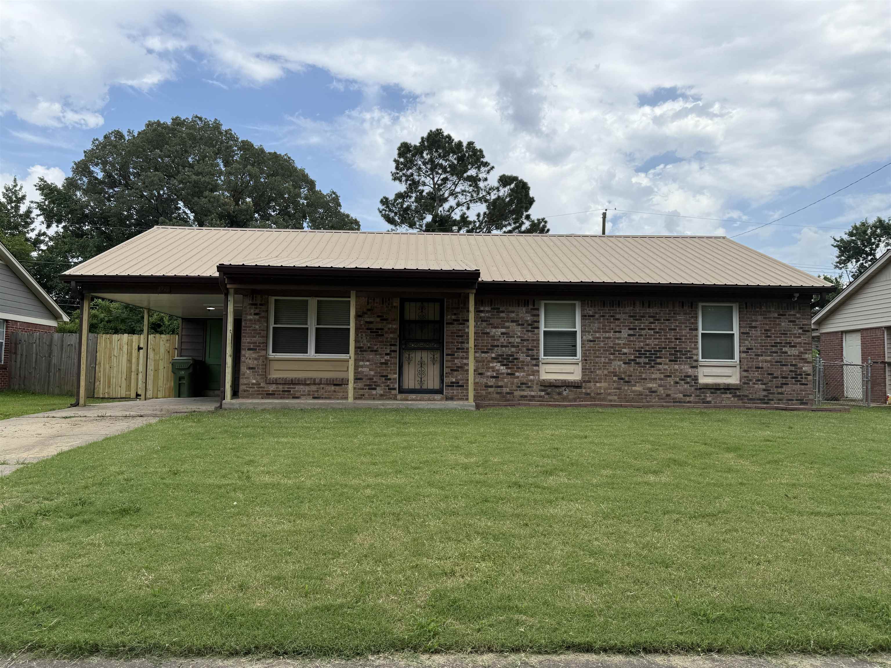 7720 Kiowa St Property Photo 1