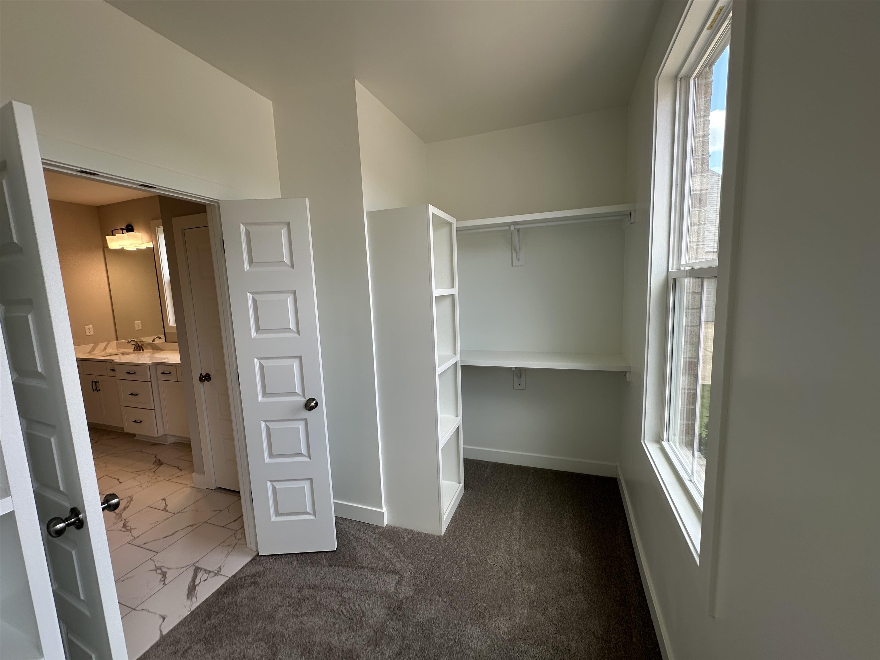 10161 Conner Field Ln Property Photo 15