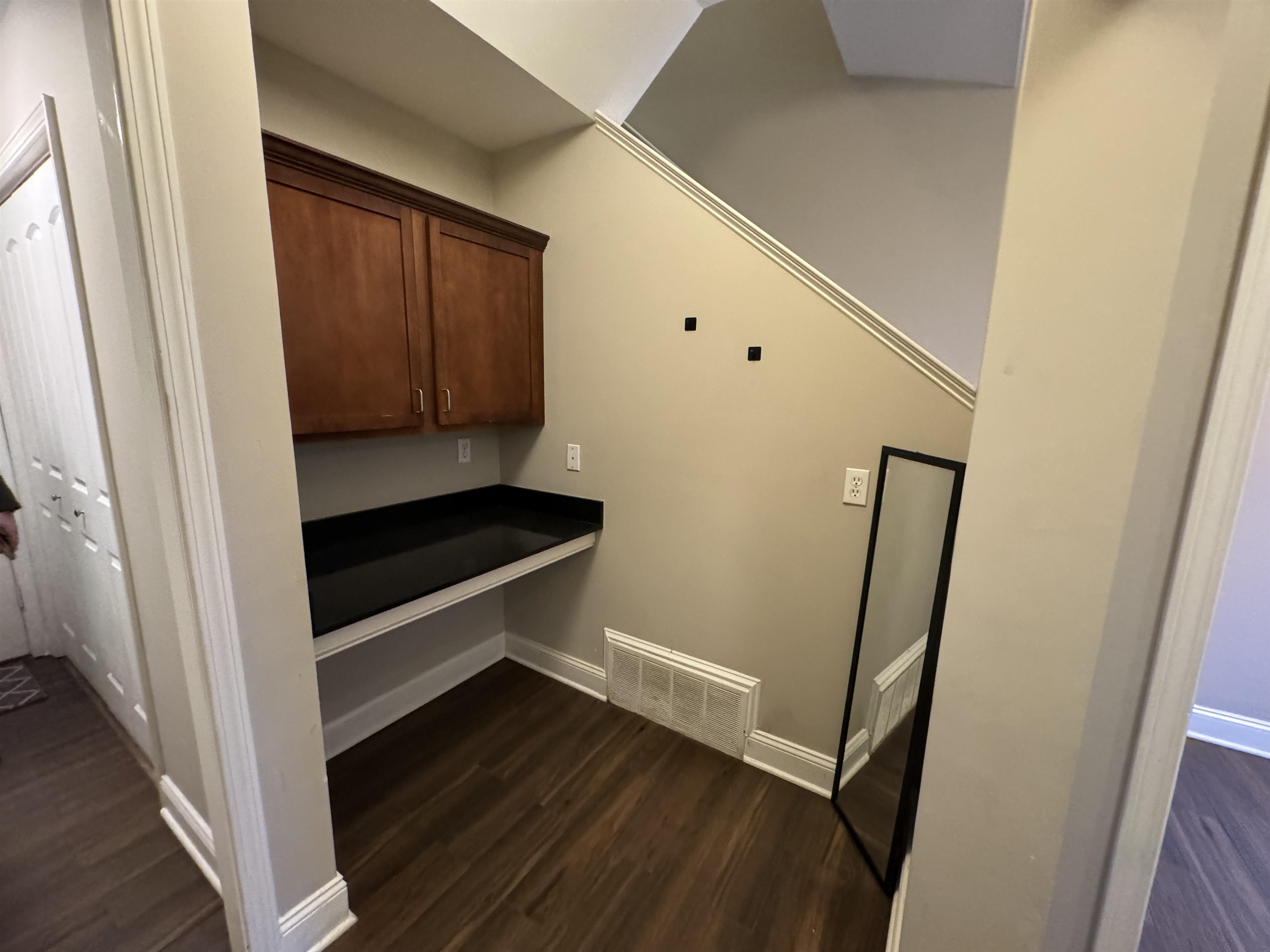 70 W Carolina St 105 Property Photo 16