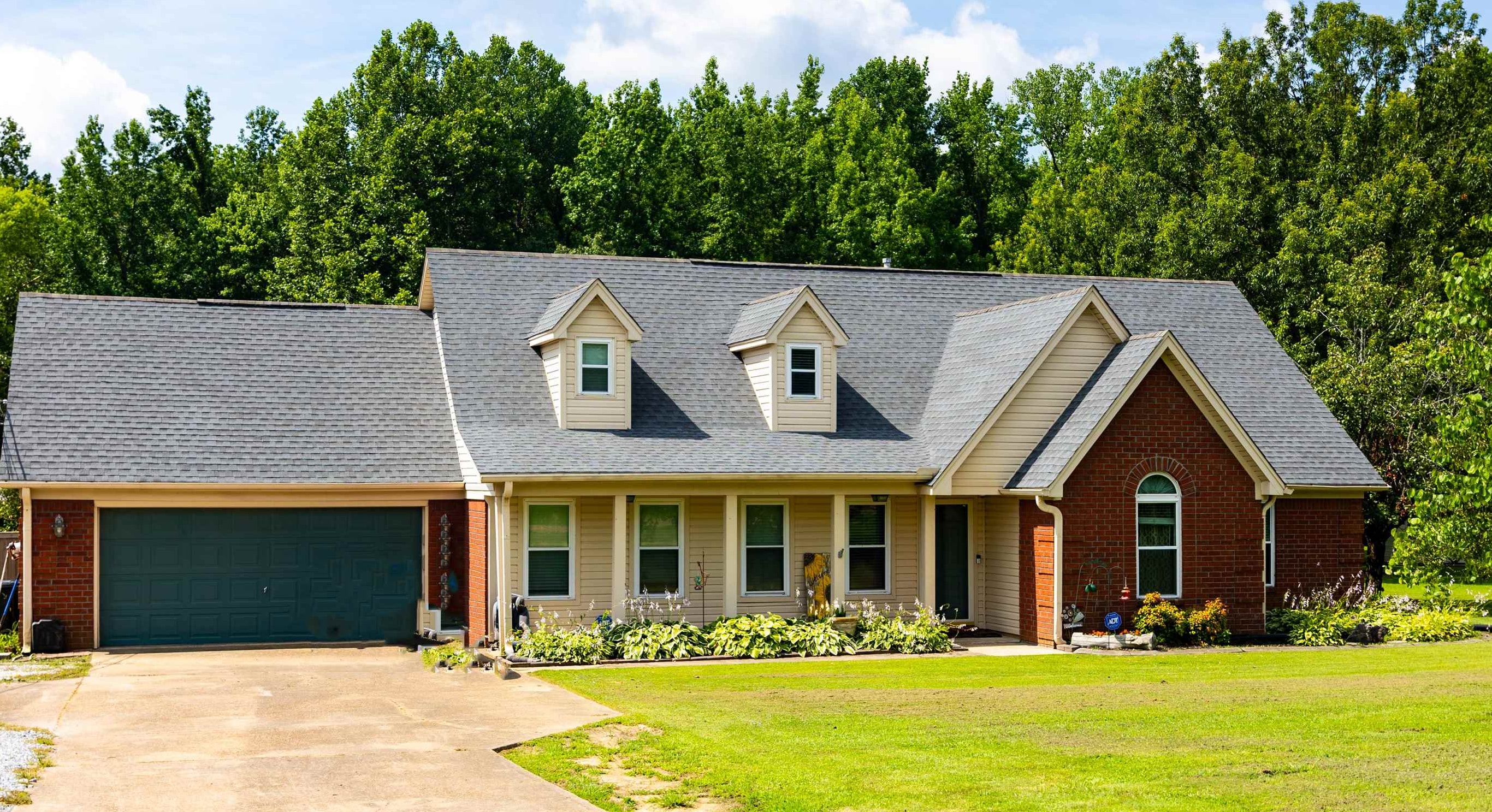 153 Ash Rene Dr E Property Photo 1