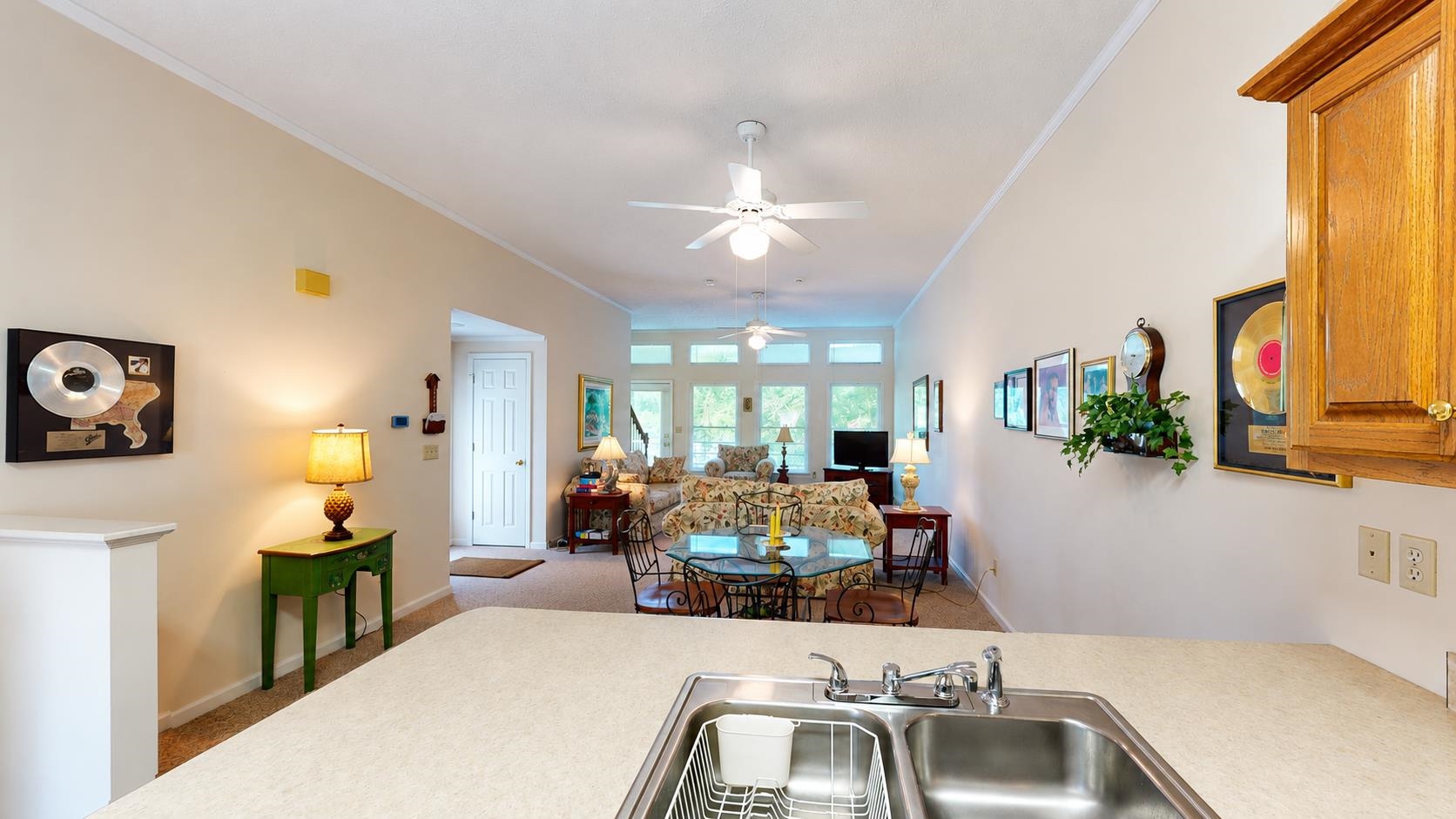 200 Deer Path Property Photo 10