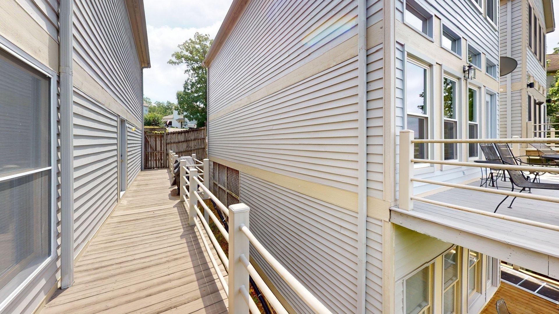 200 Deer Path Property Photo 25