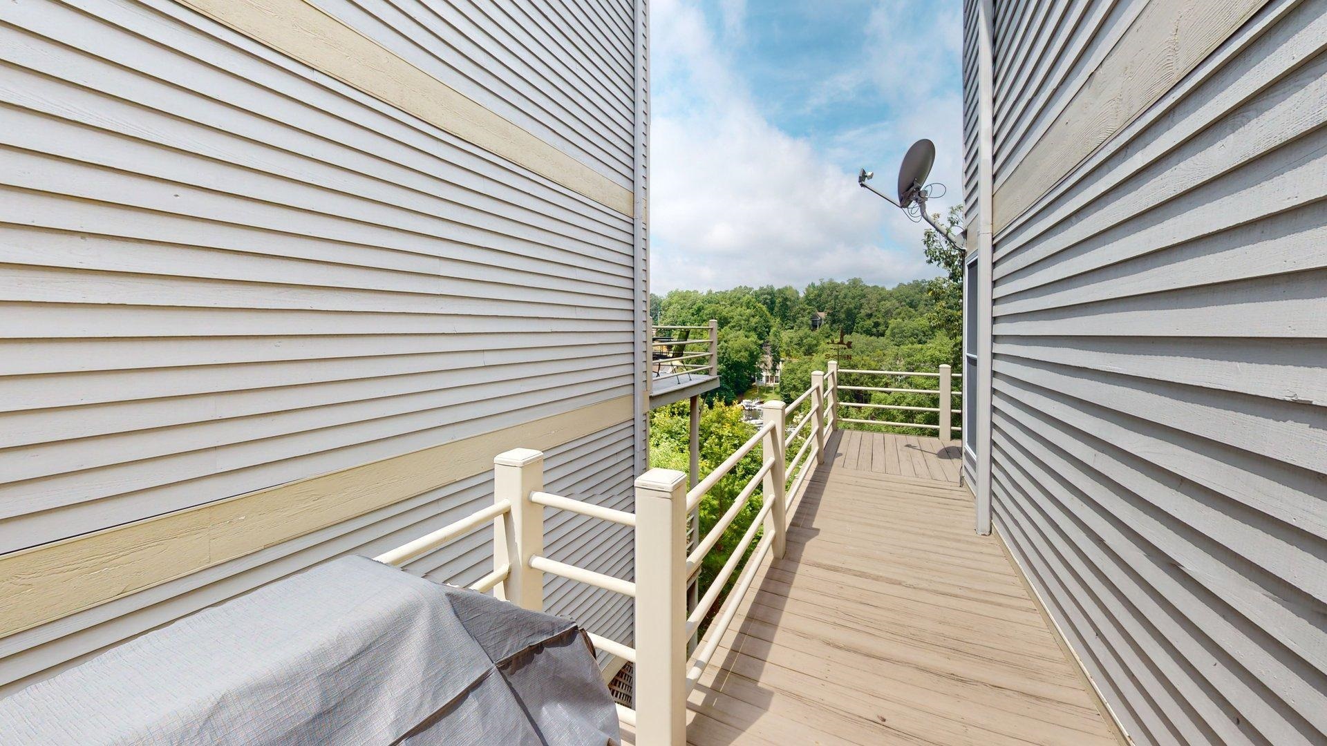200 Deer Path Property Photo 26