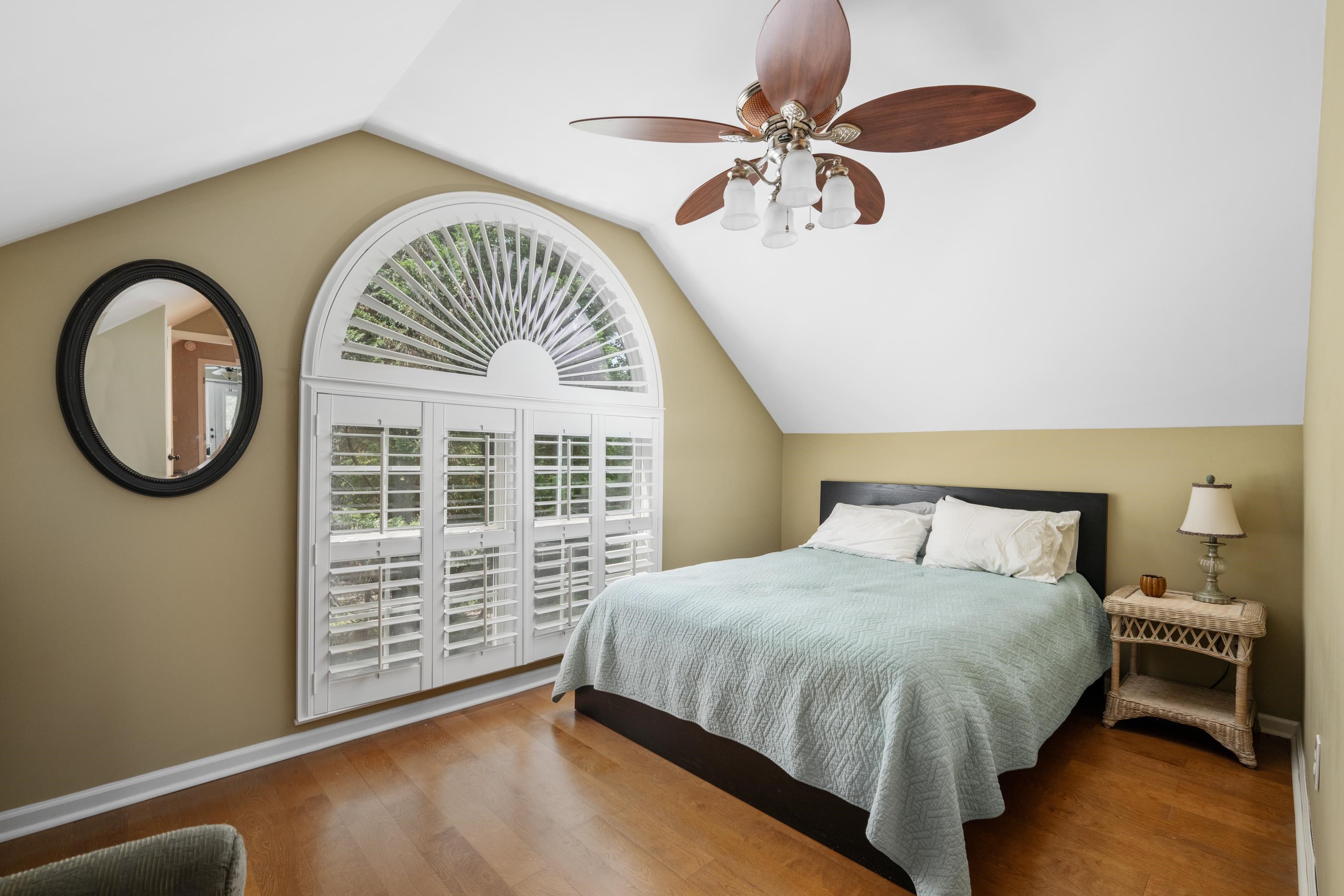 685 River Cliff Ln Property Photo 12