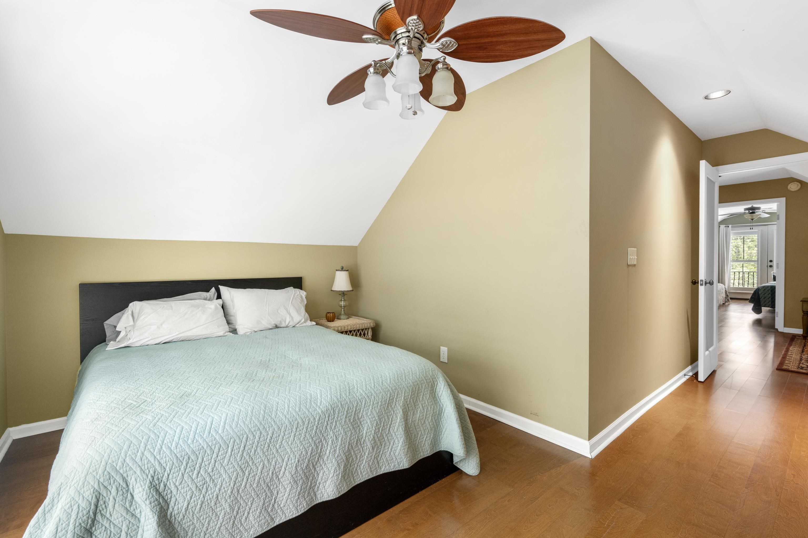 685 River Cliff Ln Property Photo 13