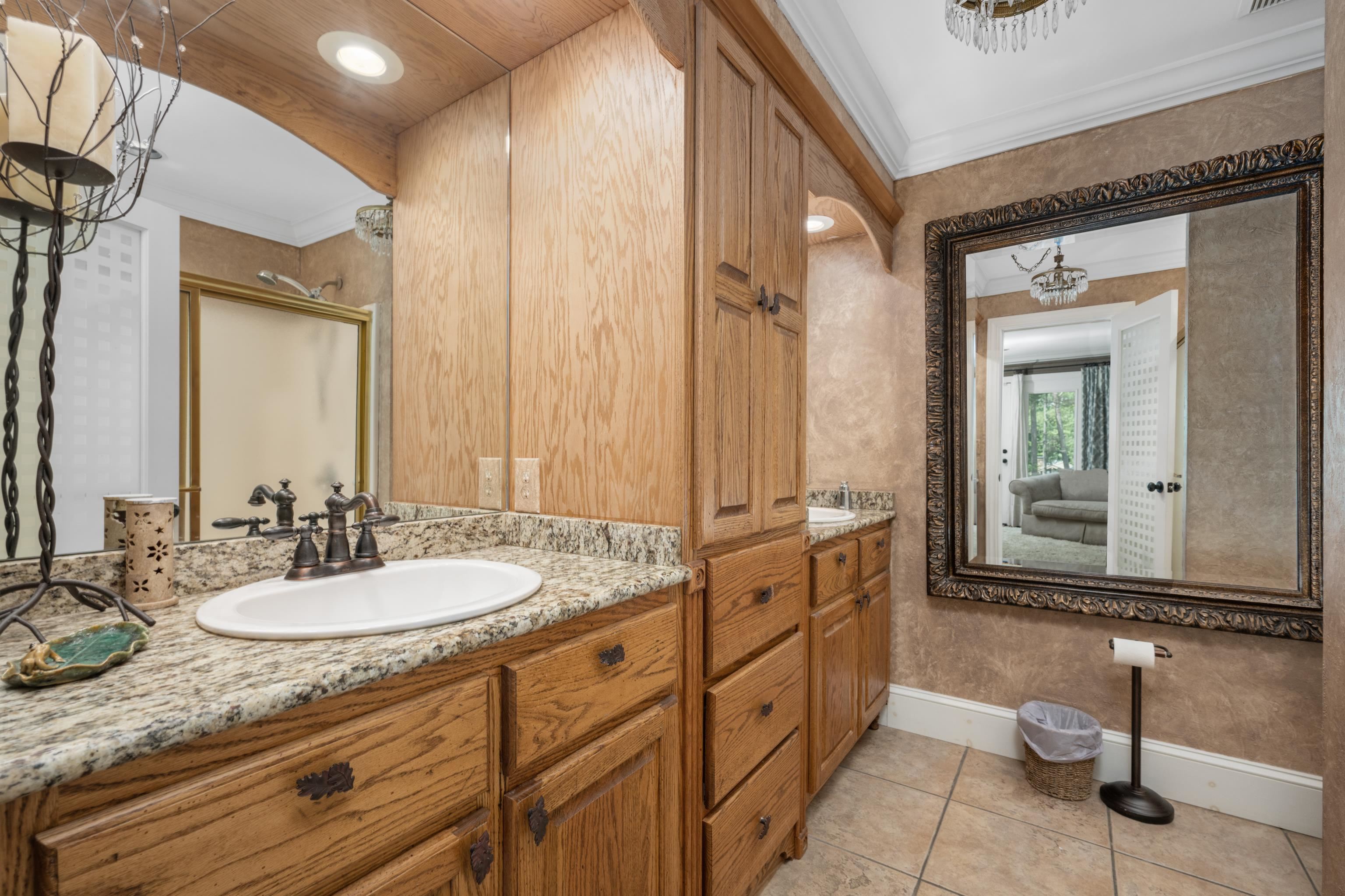 685 River Cliff Ln Property Photo 26