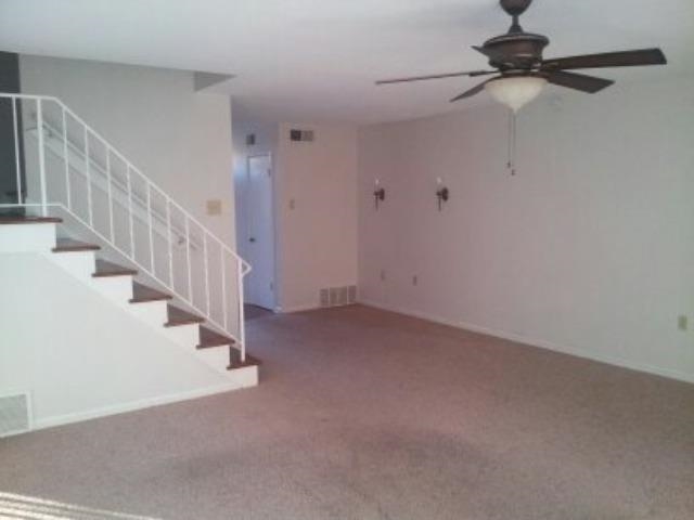 339 Marianna St Property Photo 8