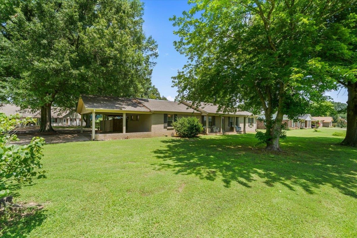 1194 54 Hwy E Property Photo 1