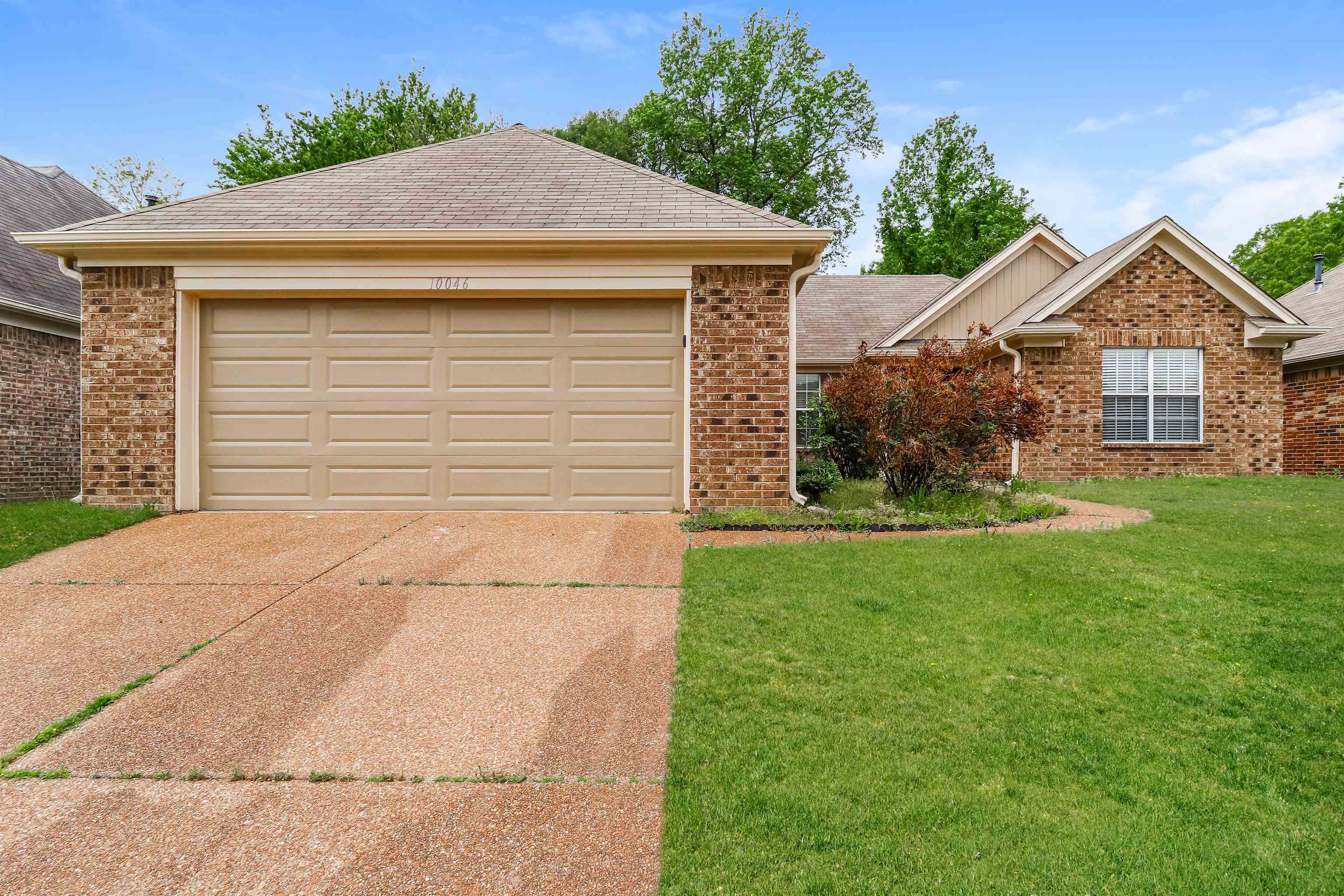 10046 Nolton Cir E Property Photo 1