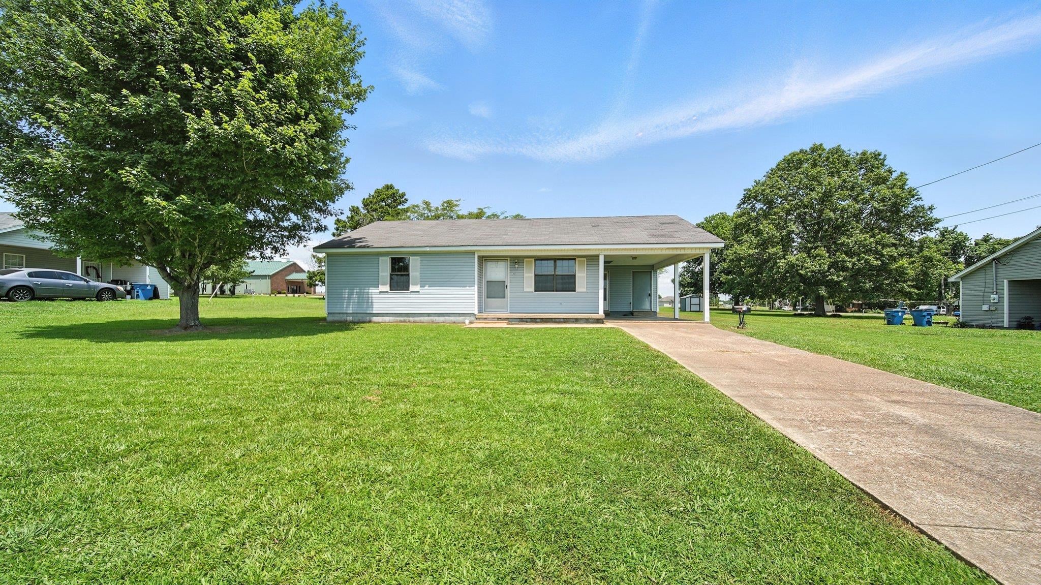 392 Wortham Dr Property Photo 1