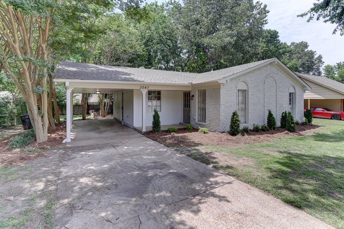 3047 Newmarket Dr Property Photo 1