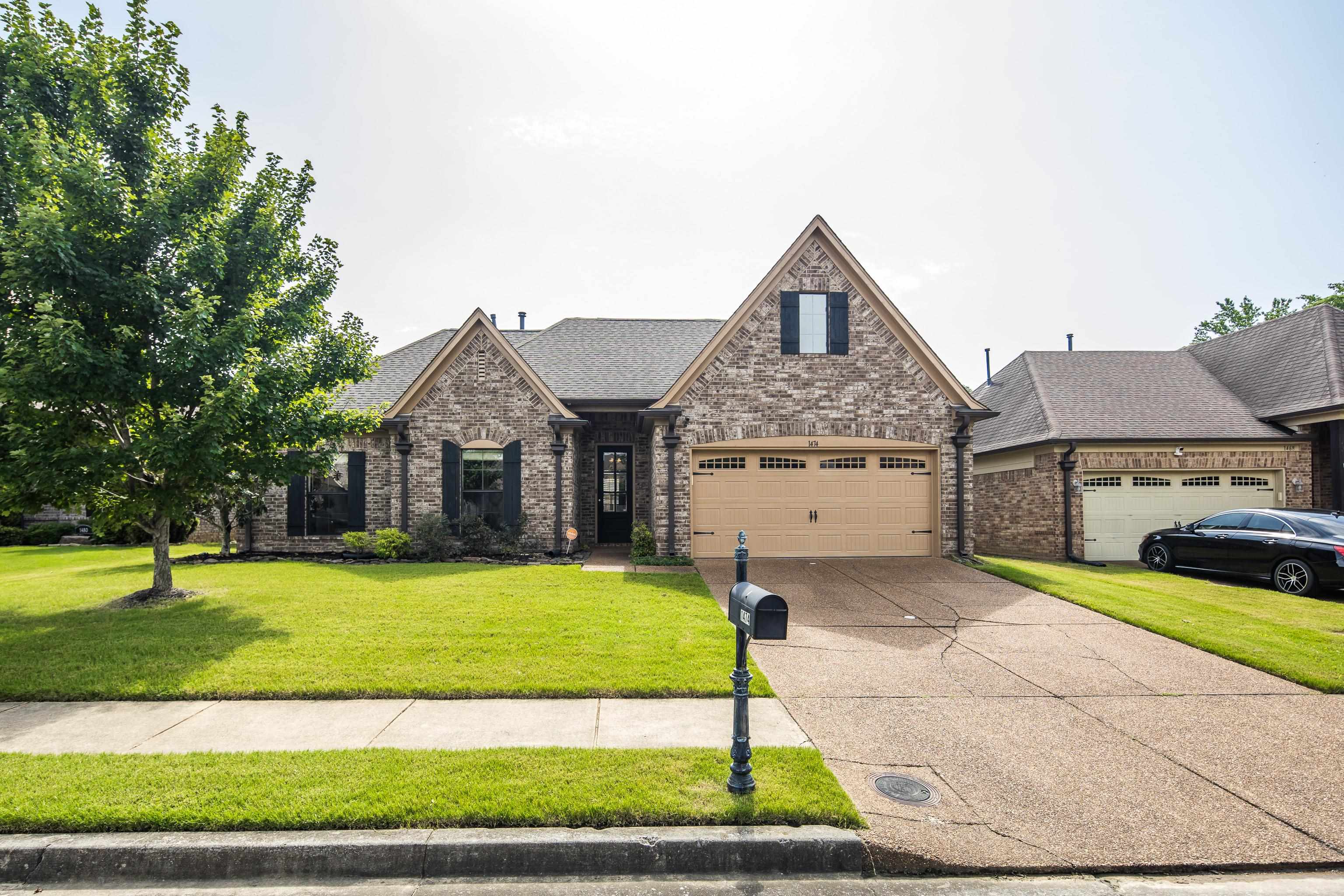 1474 Sawmill Creek Ln Property Photo 1