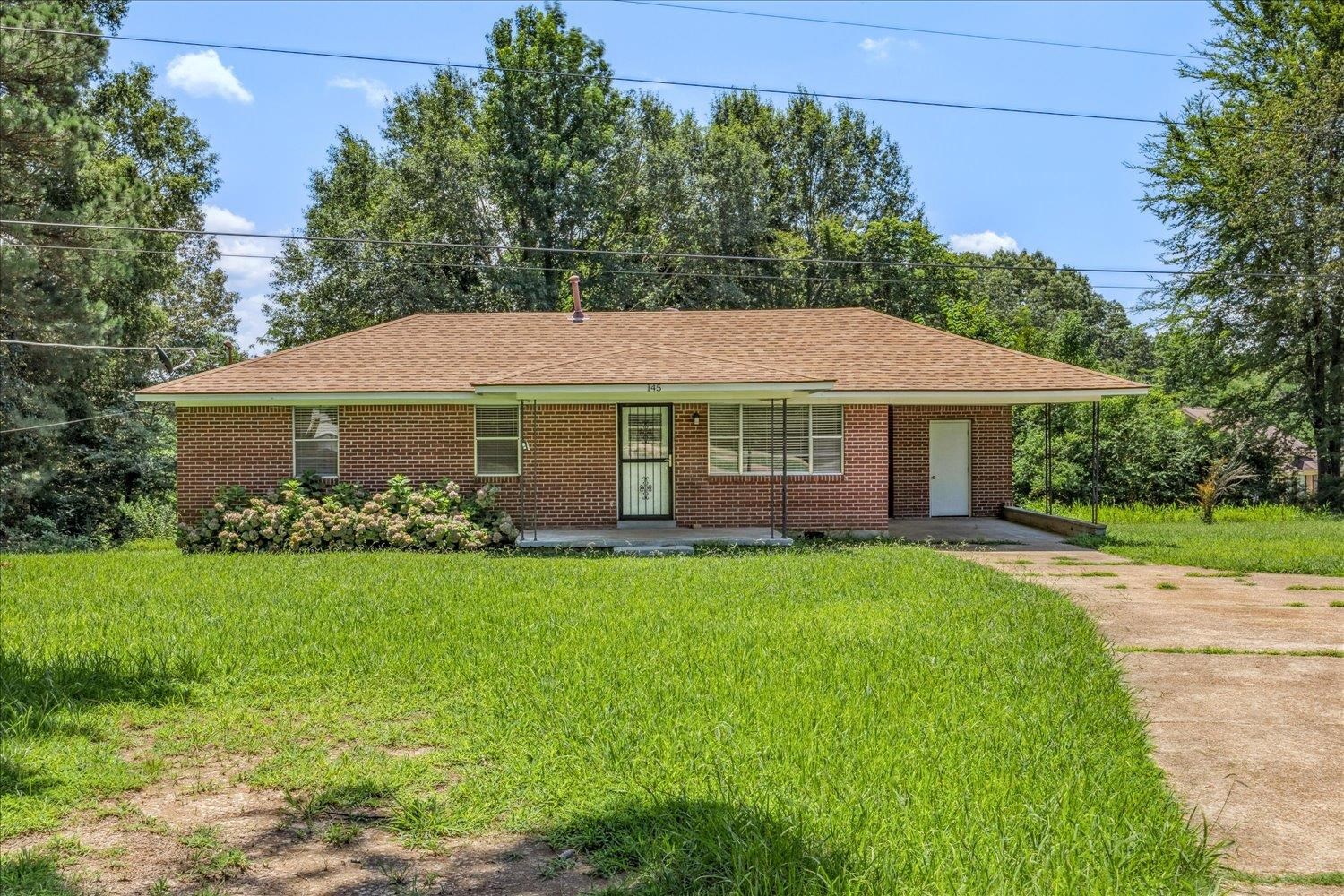 145 Grimes Rd Property Photo 1