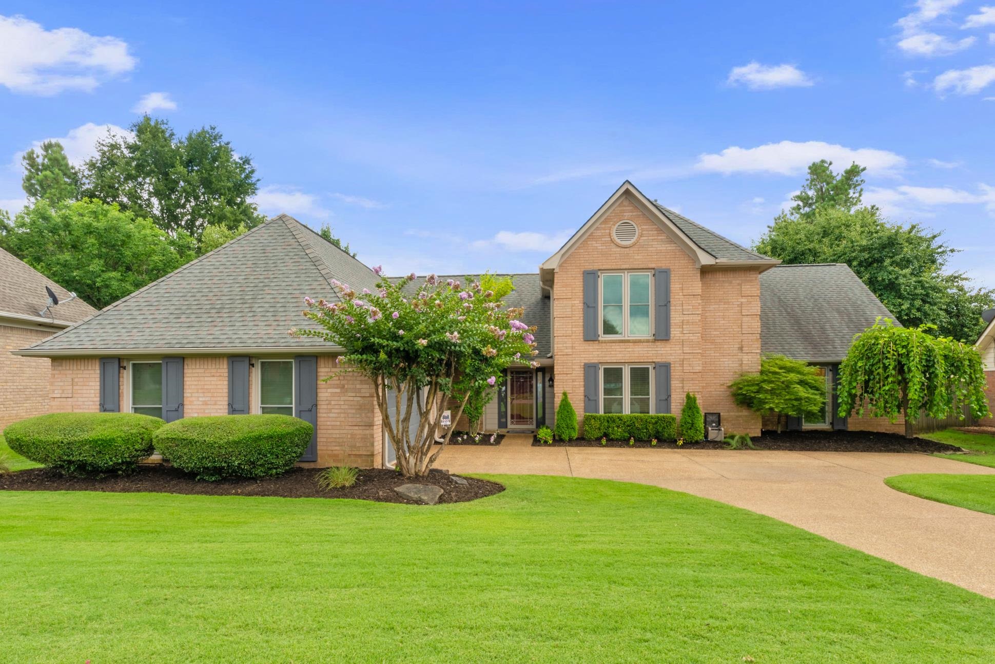 7659 Cordova Club Dr E Property Photo 1