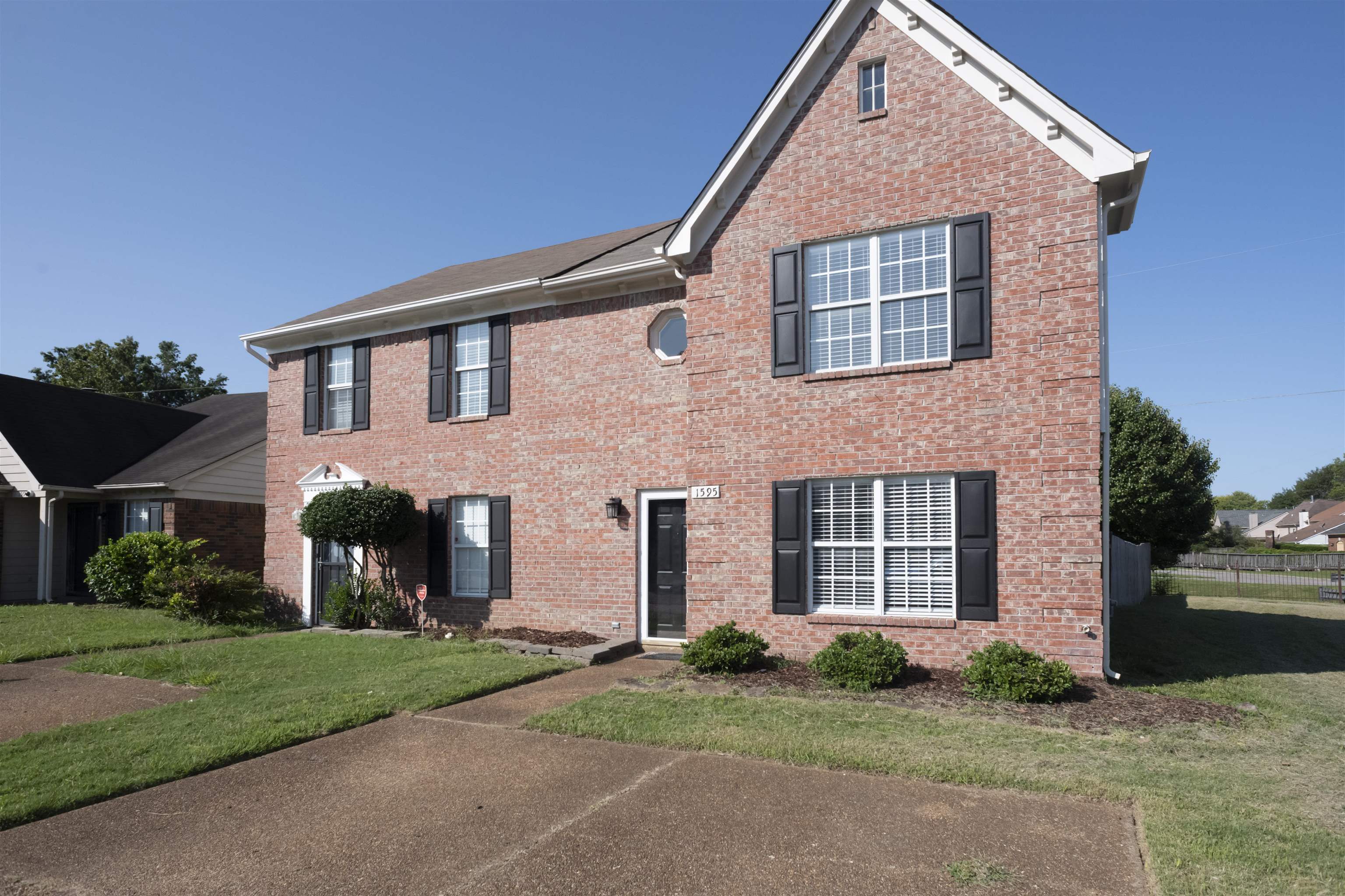 1595 BEAVER TRAIL LN Property Photo 1