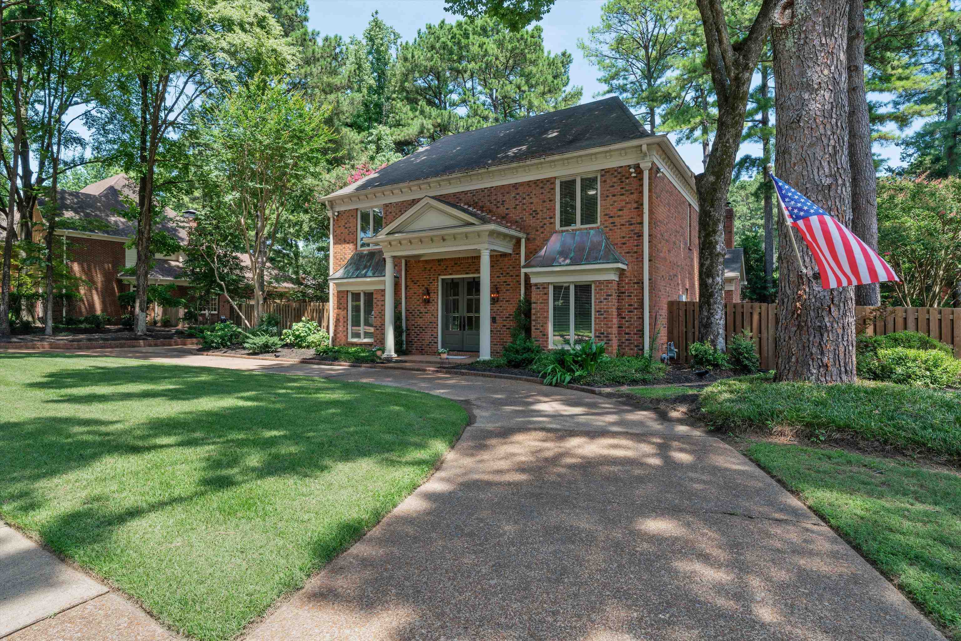 8524 Huntleigh Way Property Photo 1