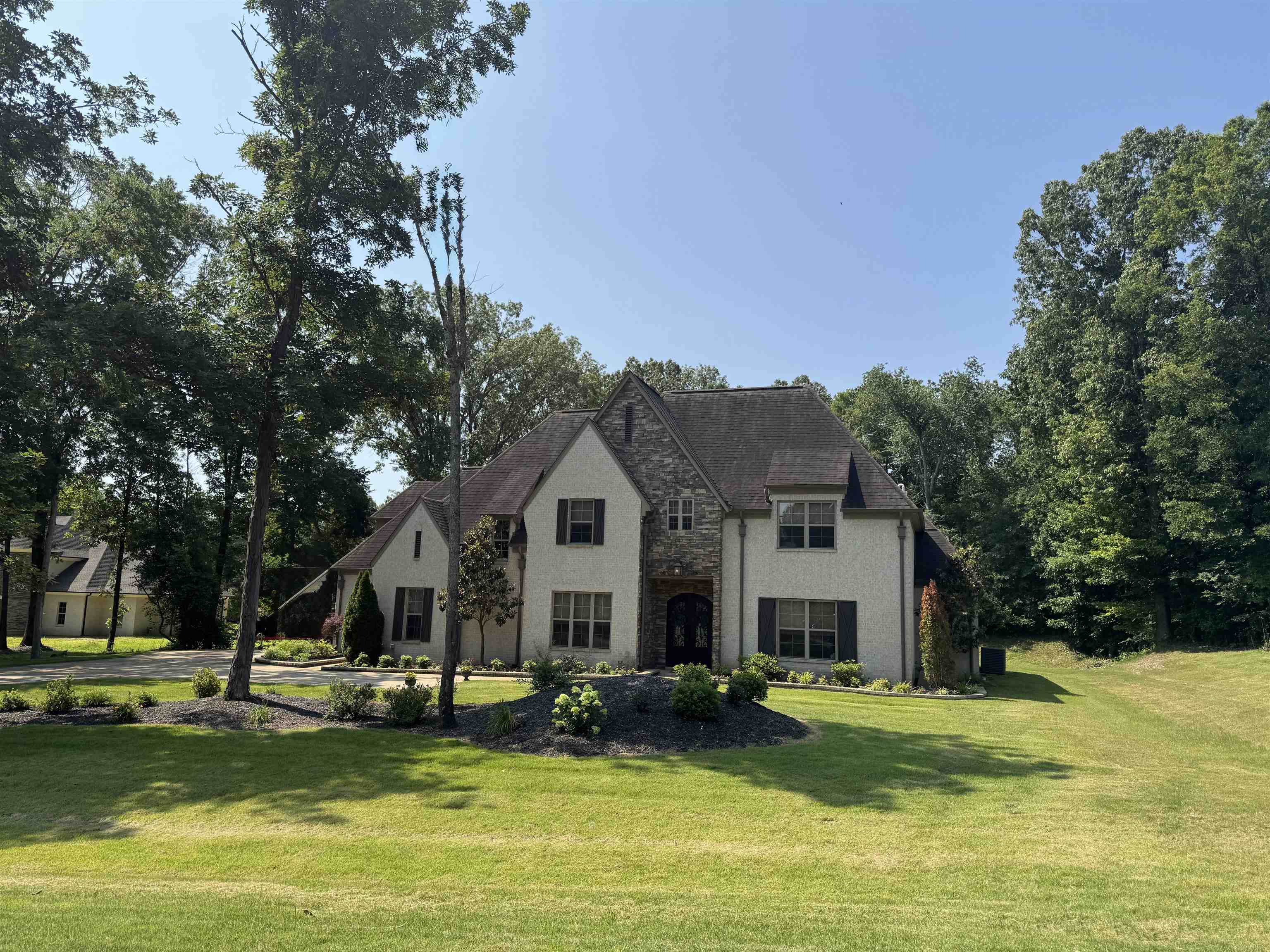 10879 Latting Rd Property Photo 1