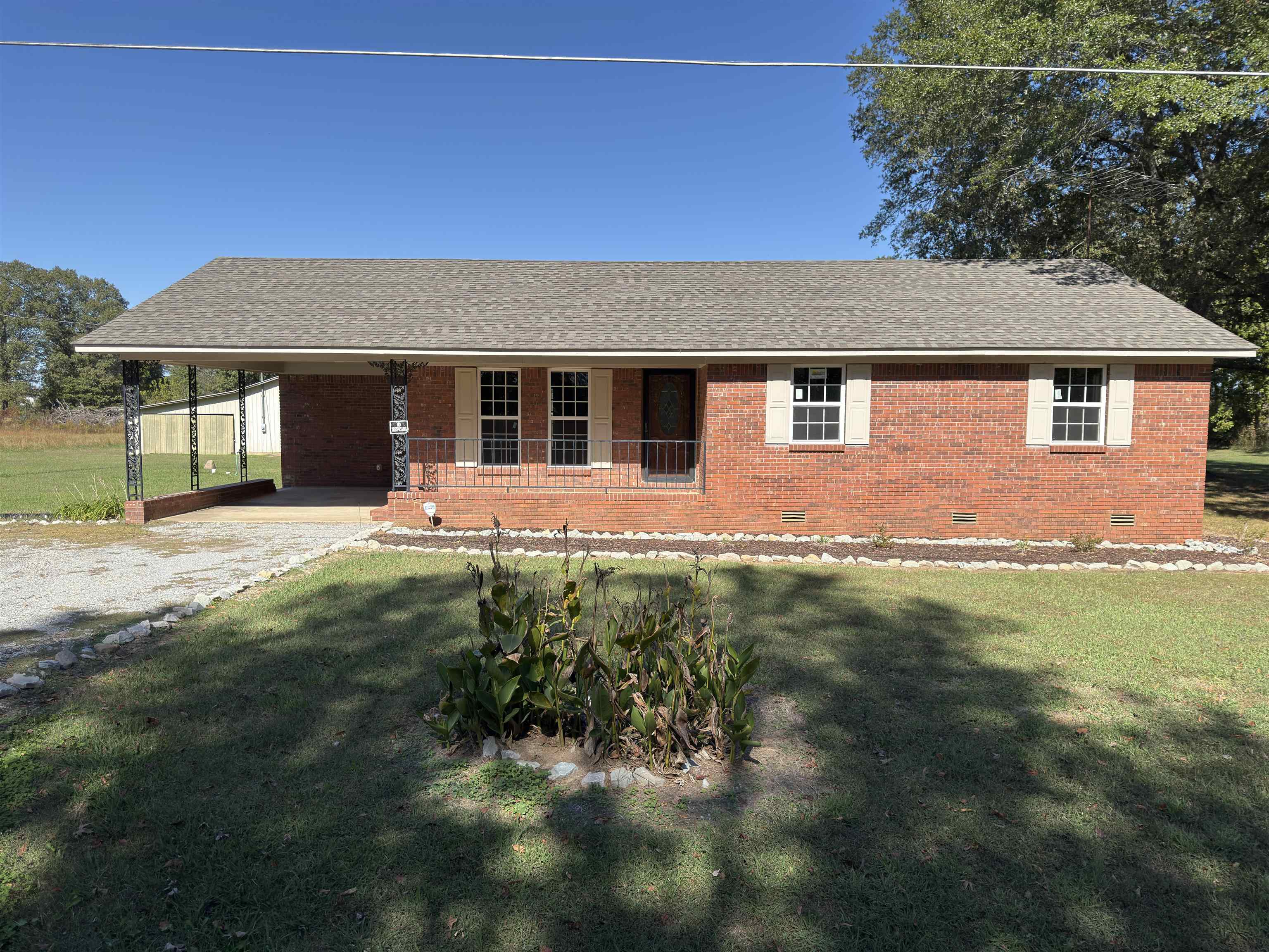 30 Gatlin Rd Property Photo 1
