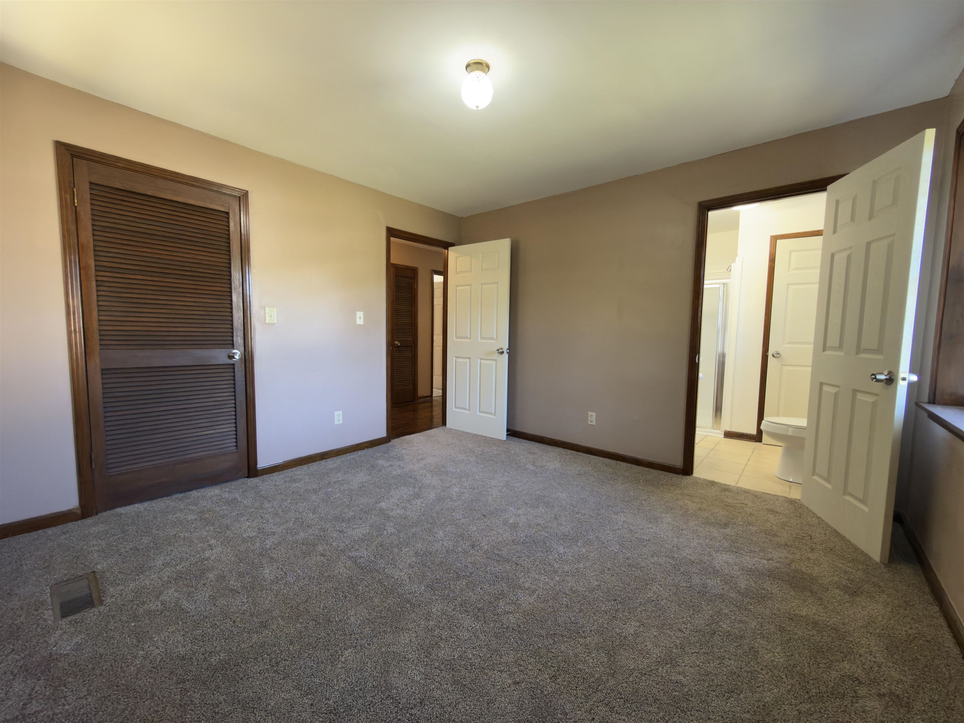 30 Gatlin Rd Property Photo 11