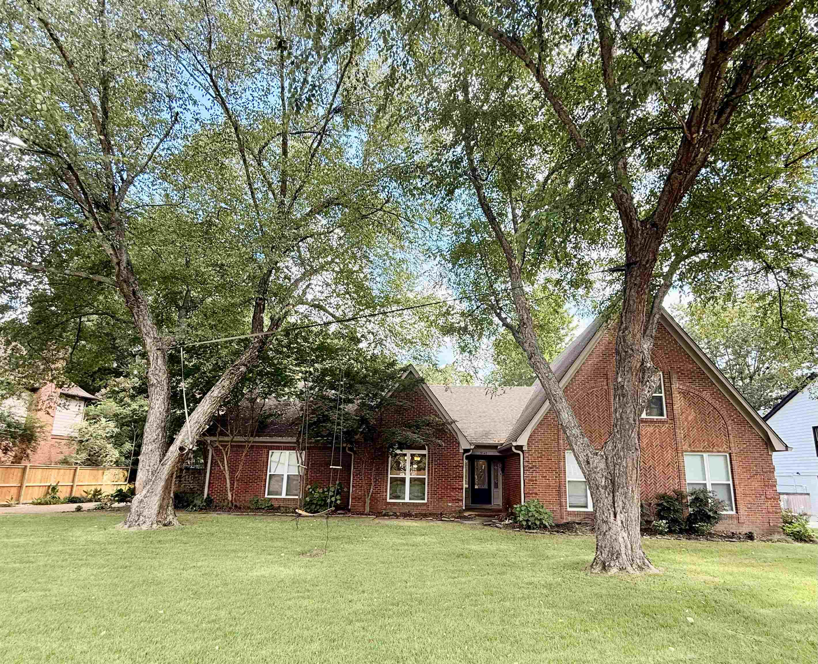 9140 Fox Ridge Rd Property Photo 1