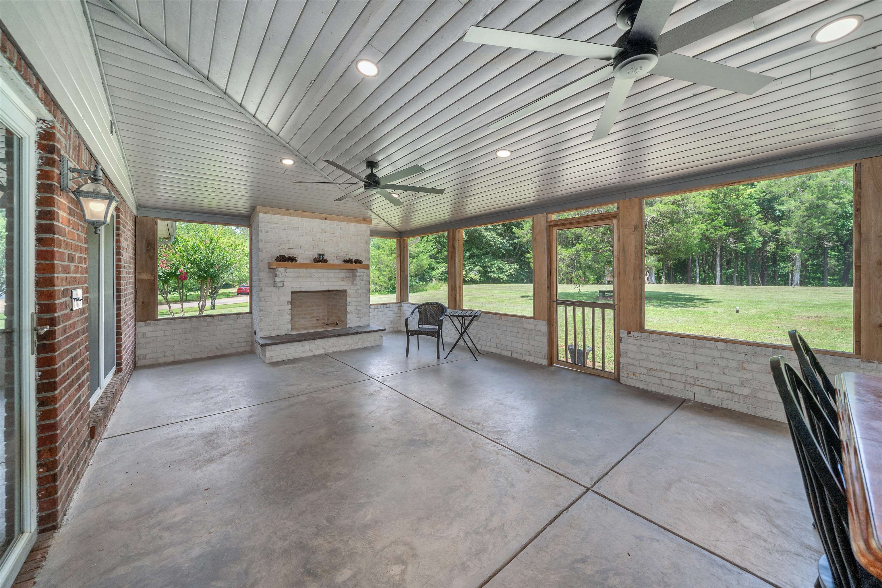 372 Cr 218 Dr Property Photo 27