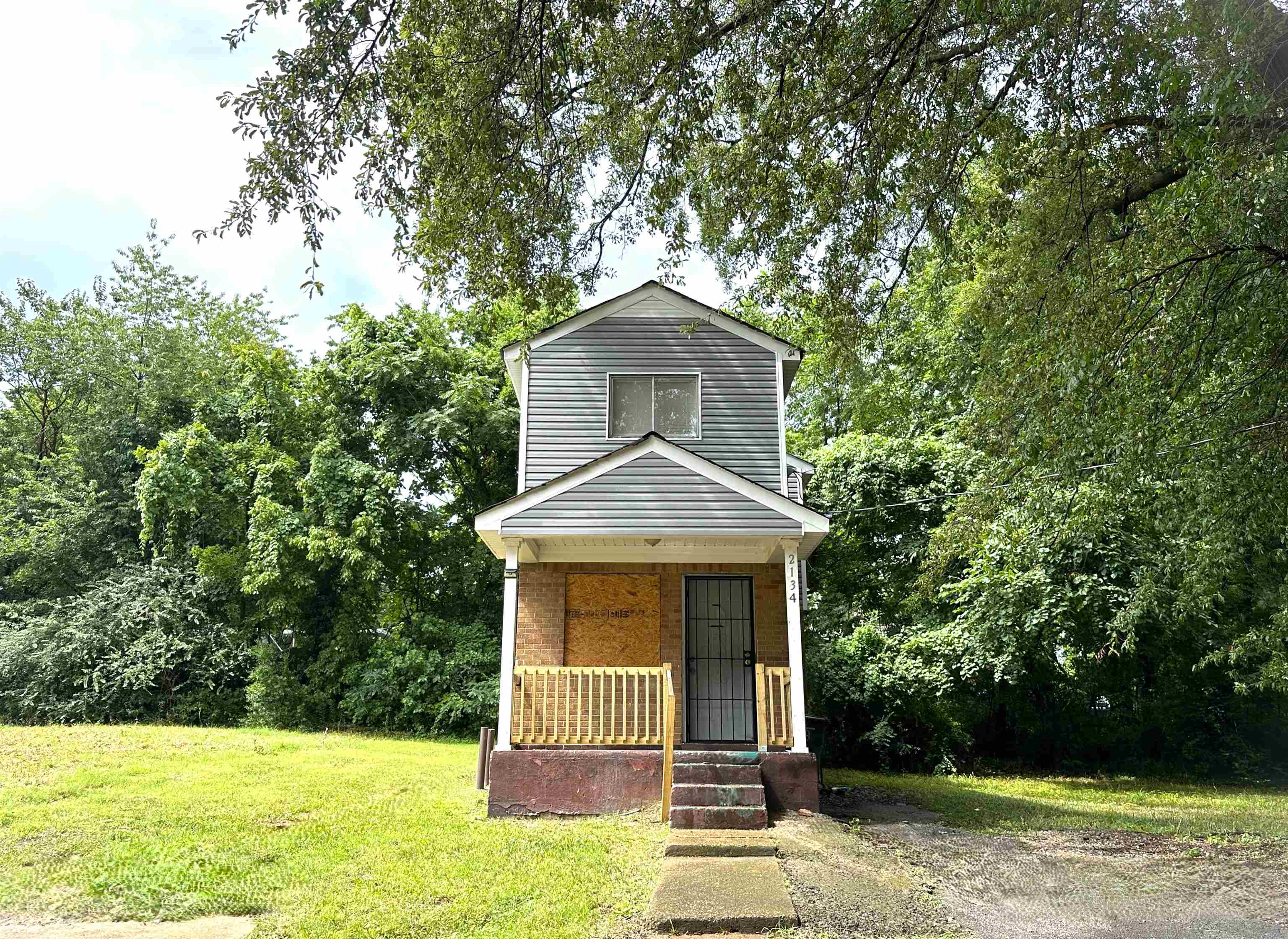 2134 Goff Ave Property Photo 1