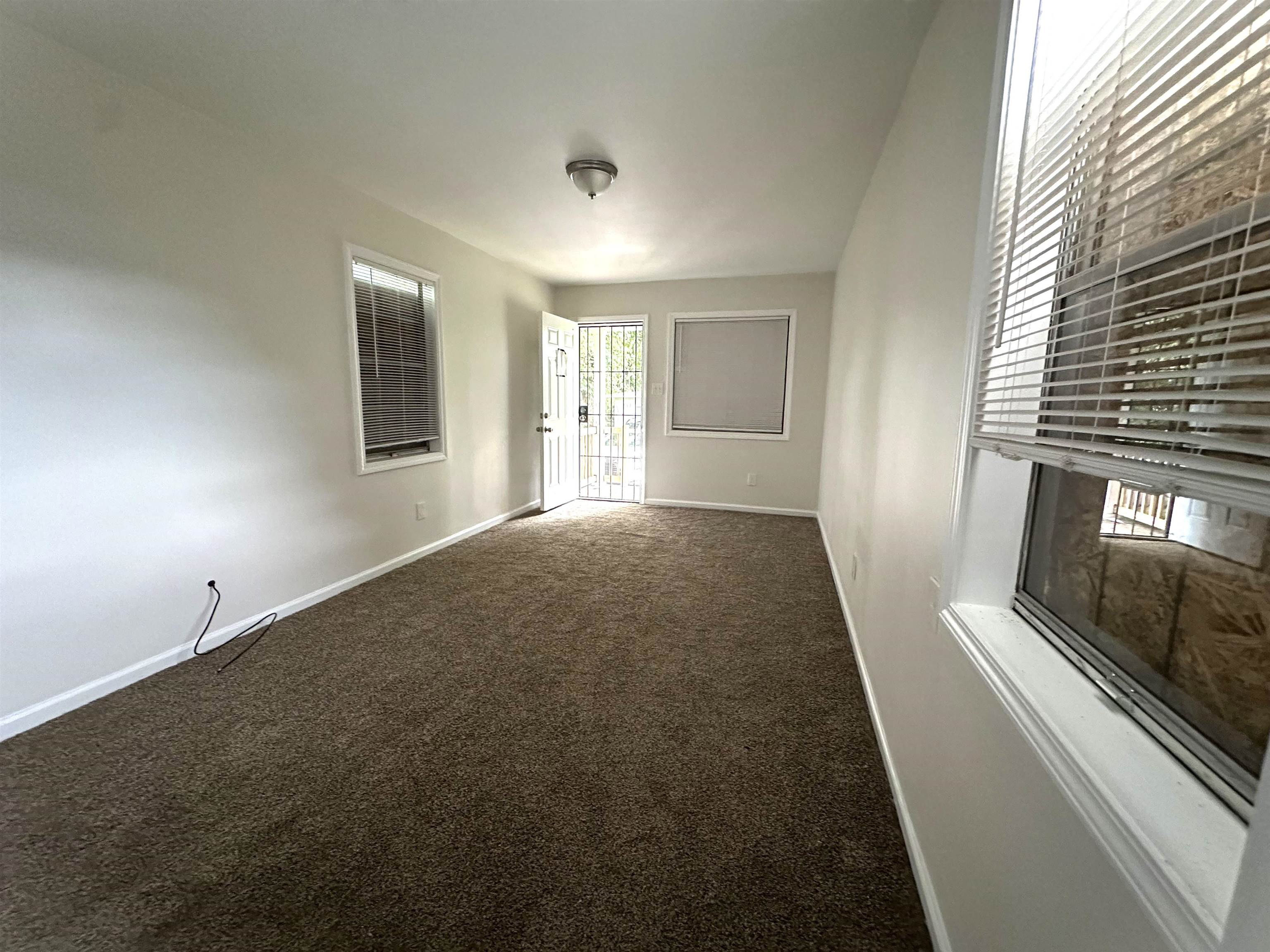 2134 Goff Ave Property Photo 3