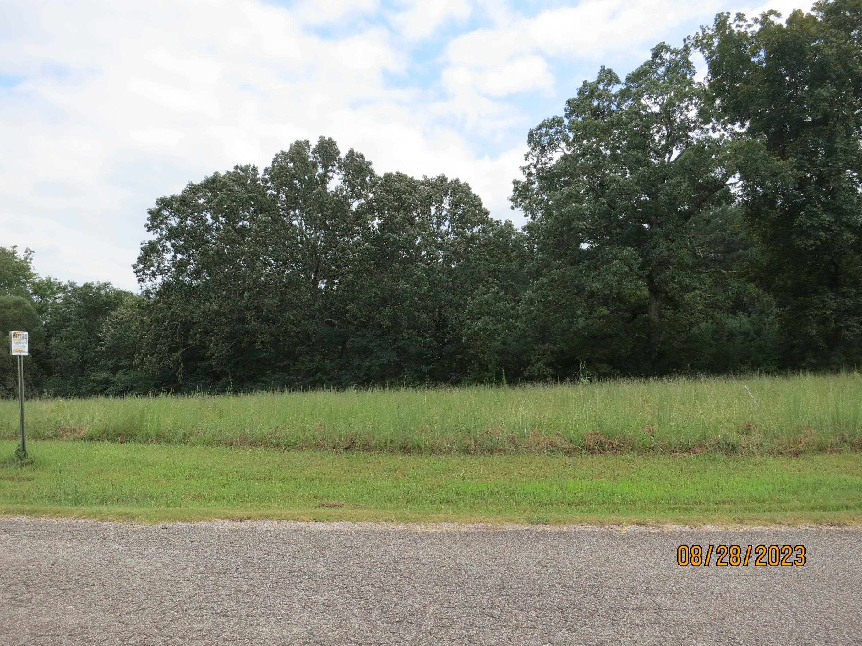 101112 Falcon Cv Property Photo 1