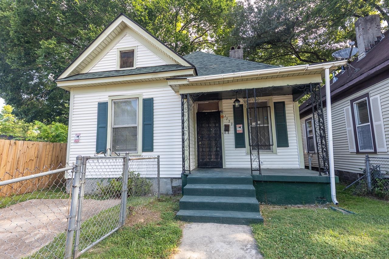 1772 Euclid Ave Property Photo 1